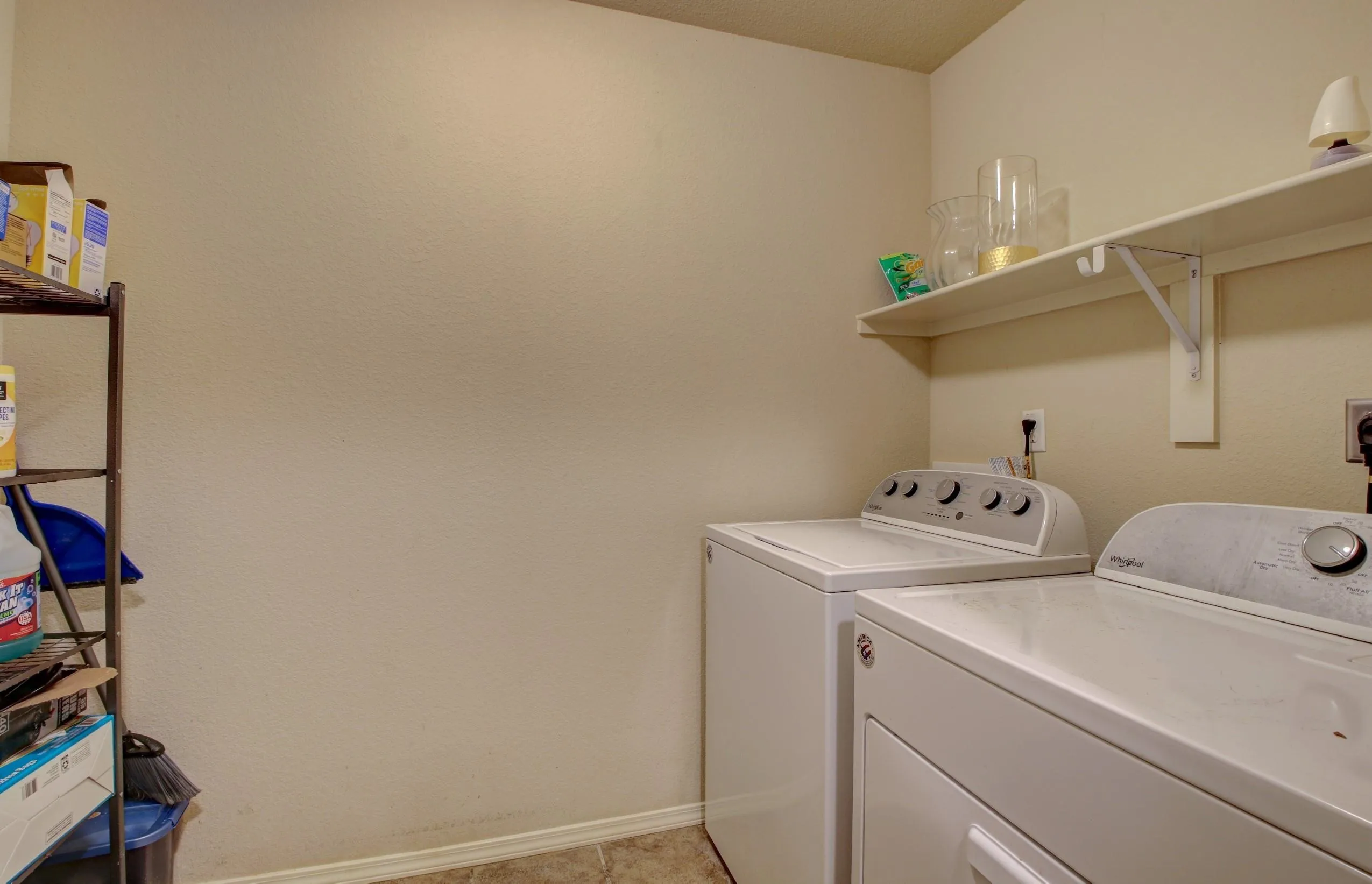 Property at 6048  Saddle hill - Image 43