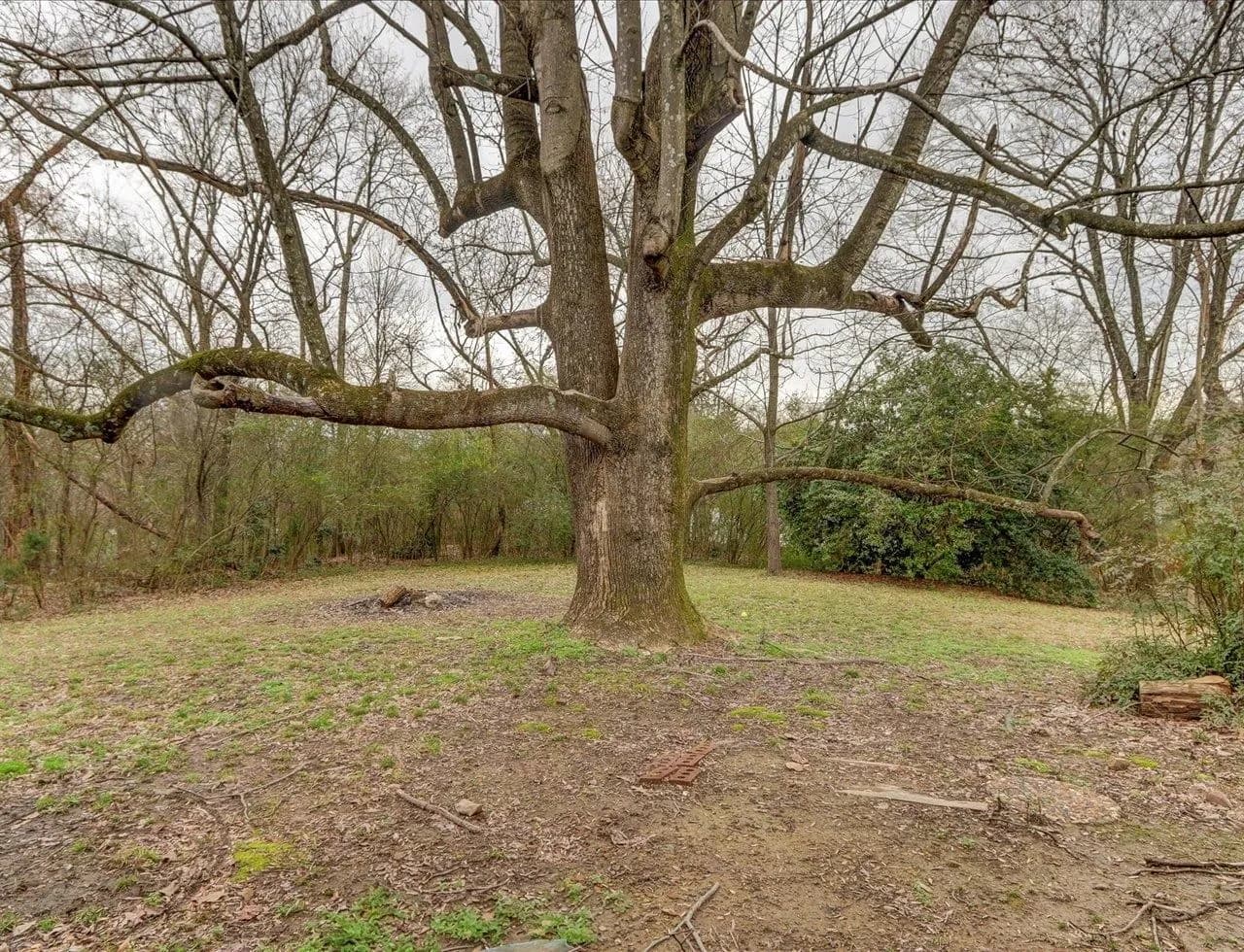 Property at 110  Gibbs - Image 20