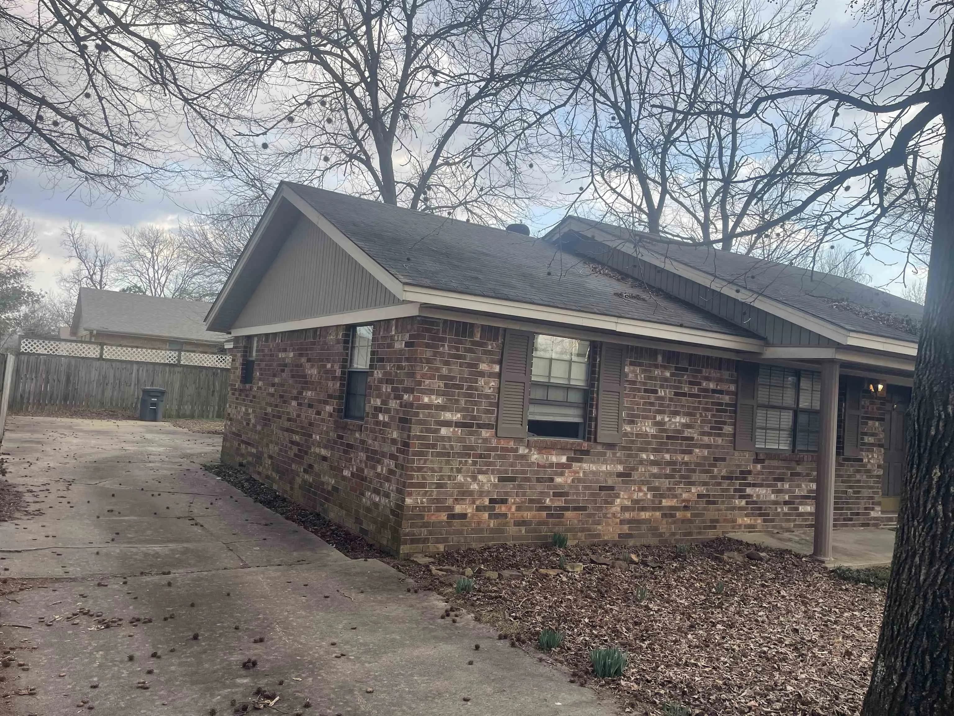 Property at 69  Sherwood - Image 3