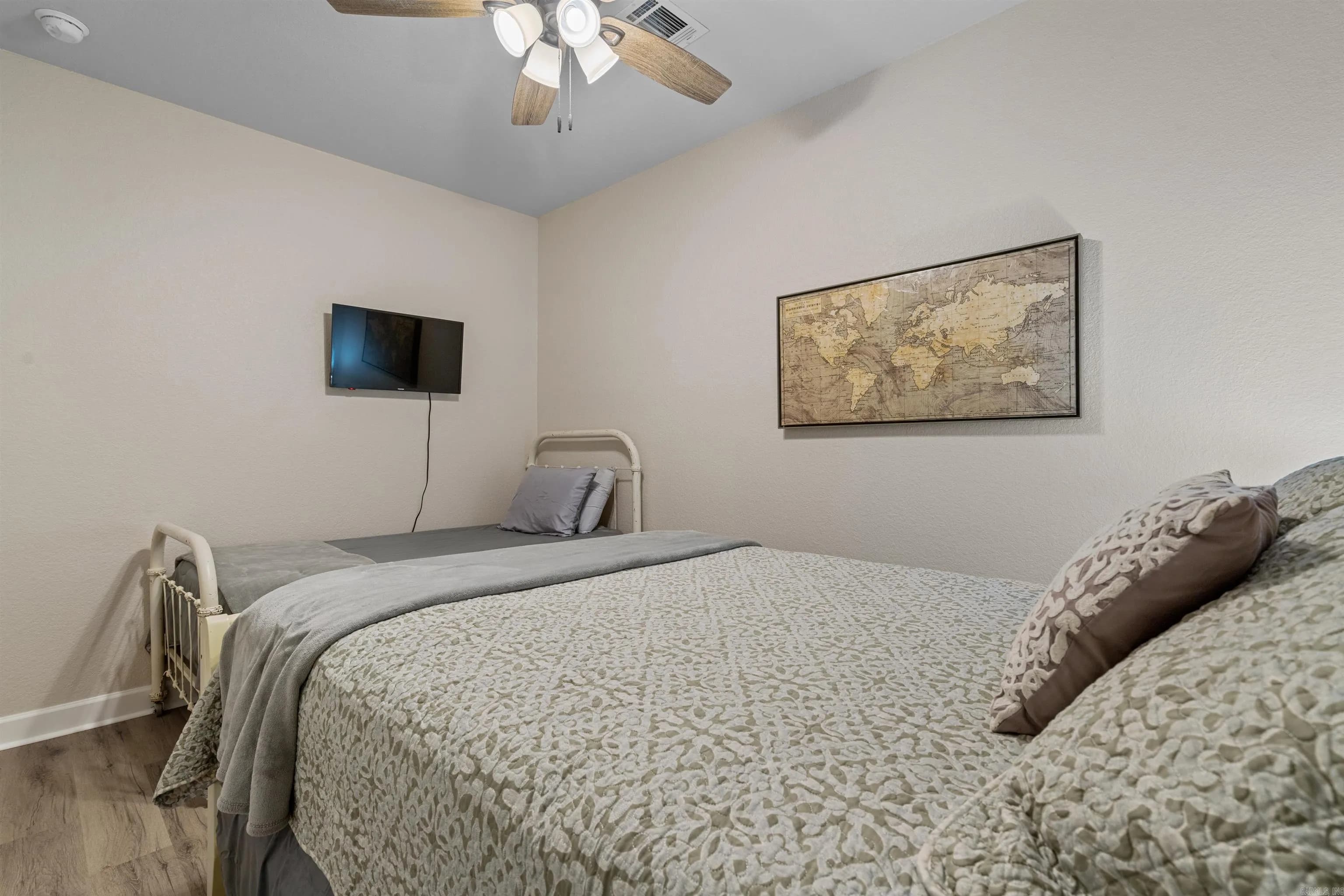 Property at 117  Lookout point, C-2 - Image 23