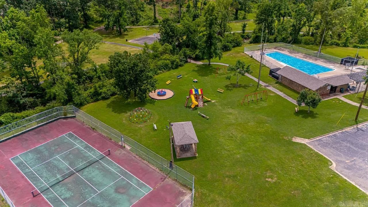 Property at 7  Pleasant - Image 42