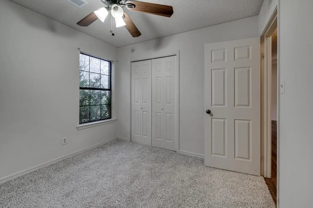 Property at 6 S Orchard - Image 21