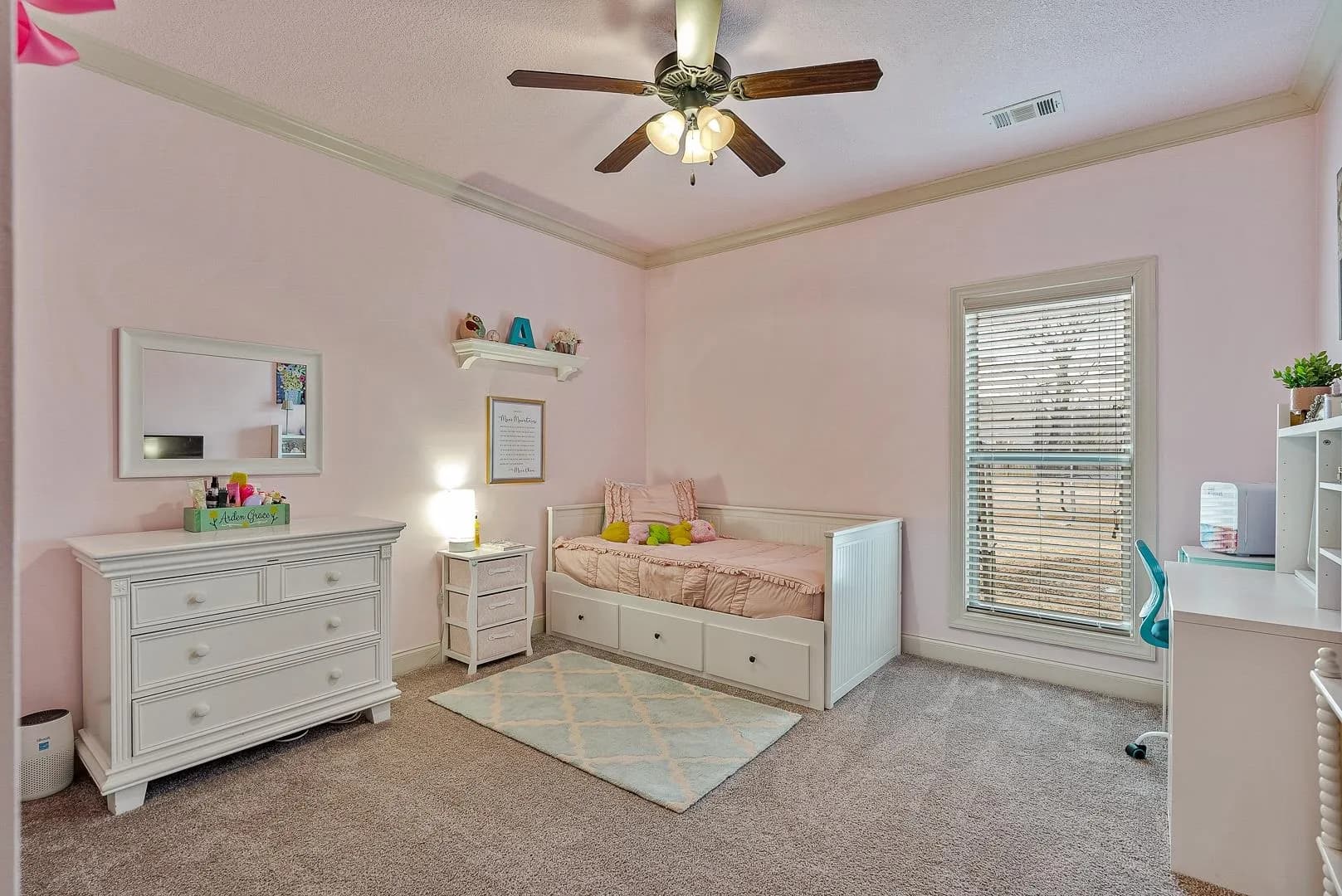 Property at 3300  Abigail - Image 24