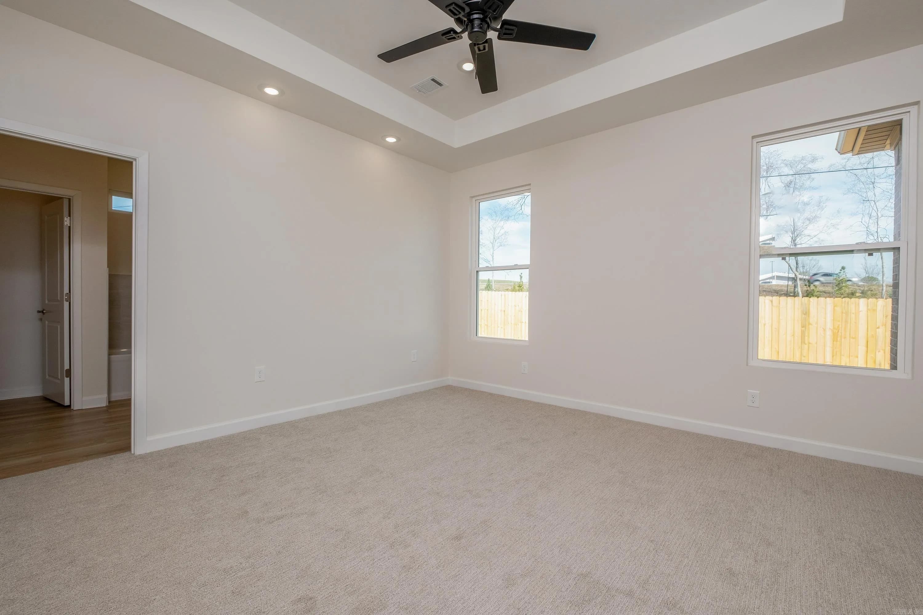 Property at 21  Walnut - Image 20