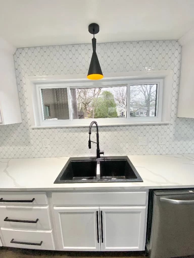 Property at 2801  Circlewood - Image 4