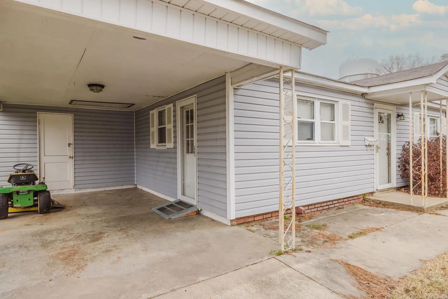 Property at 624  Dalewood - Image 3