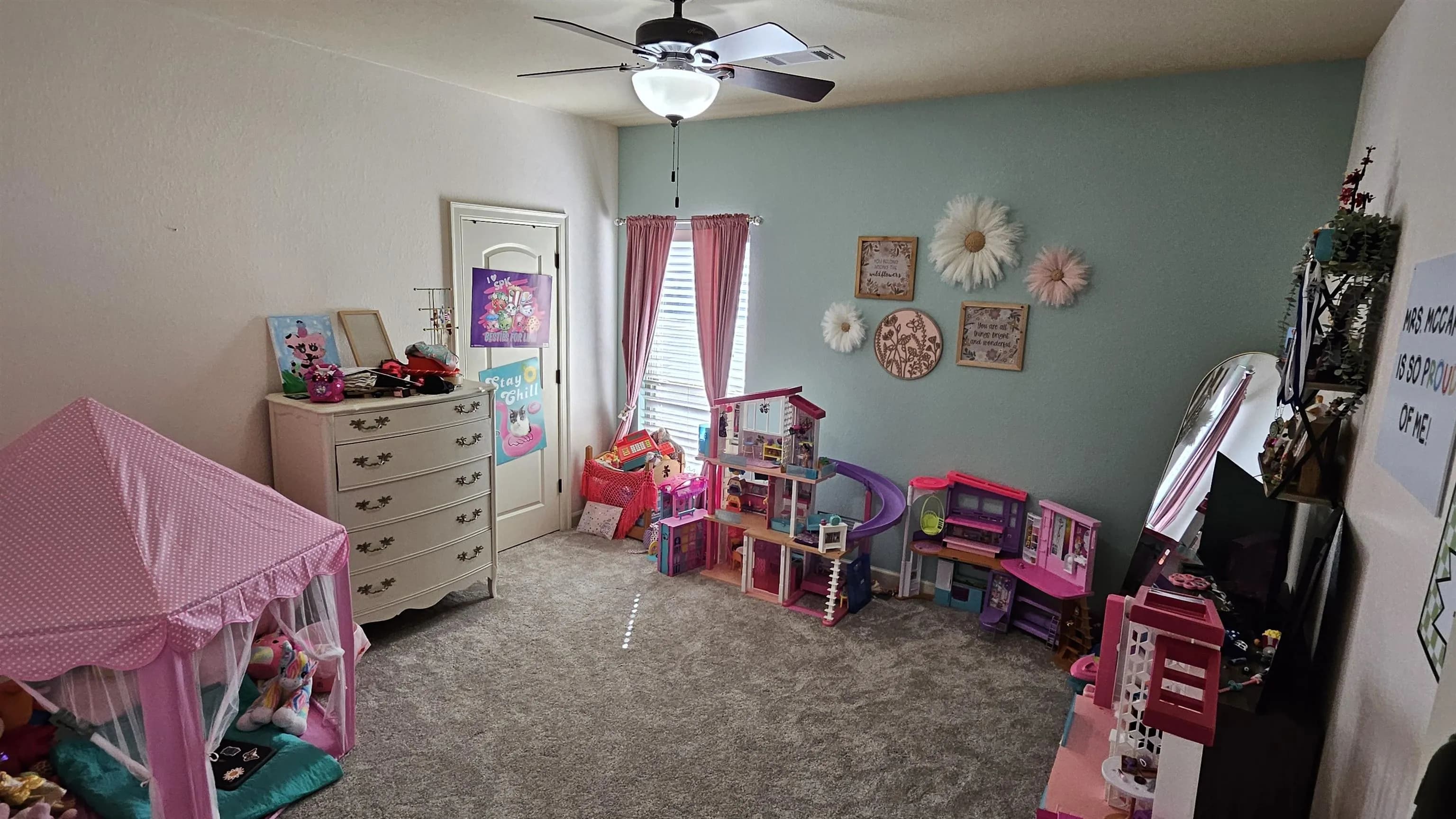 Property at 17  Sablewood - Image 31