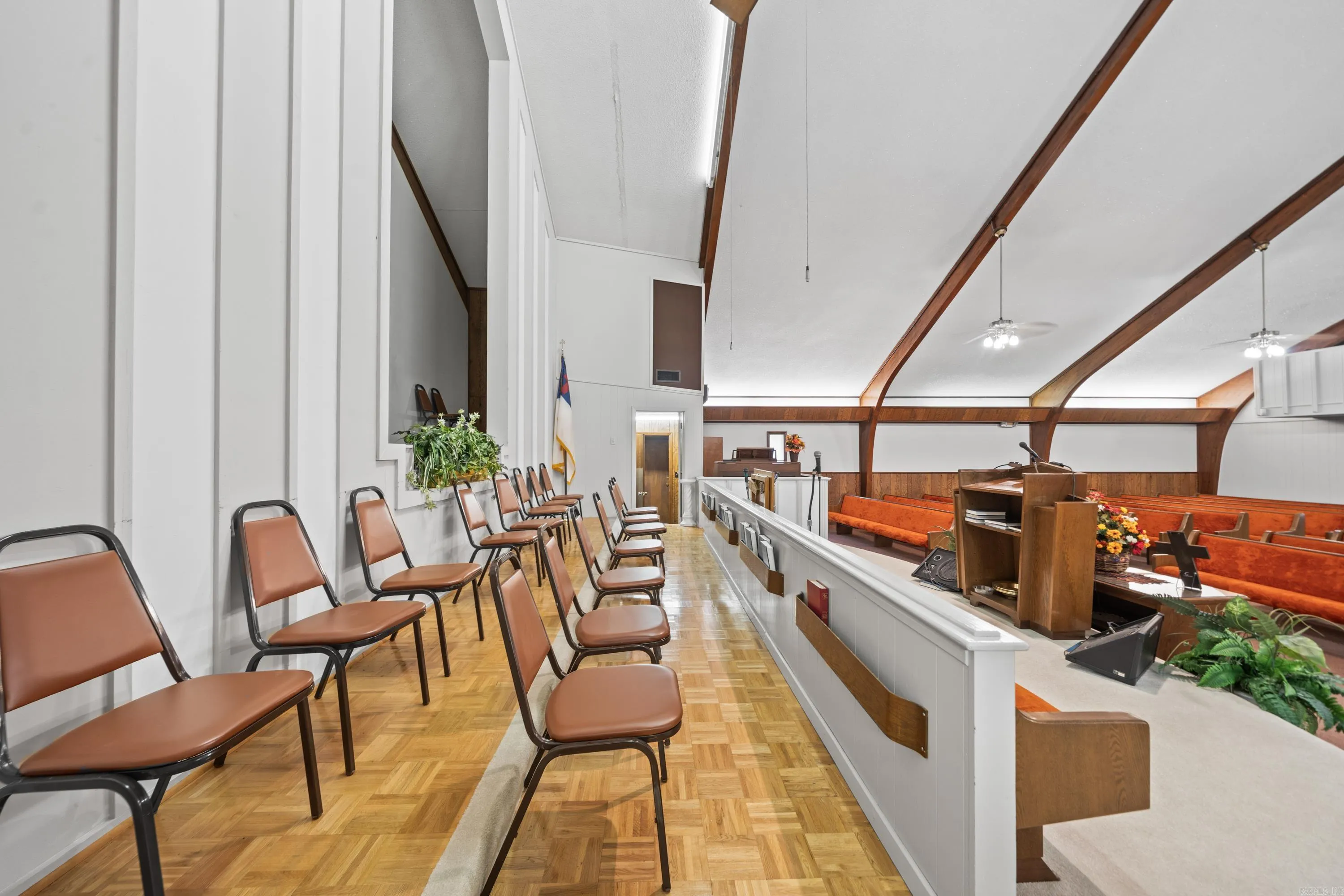 Property at 1315  Leonard - Image 24