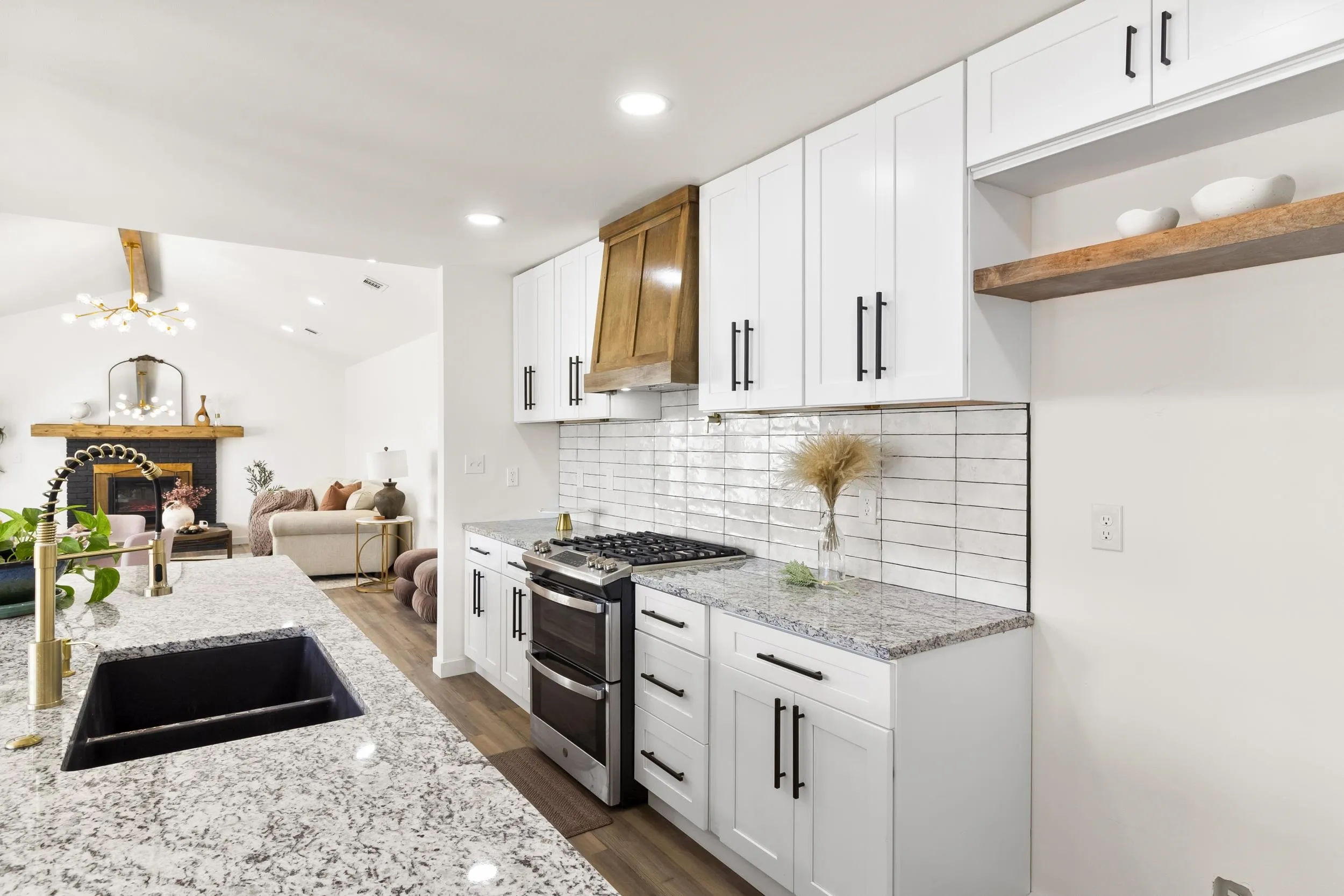 Property at 31  Summerland - Image 18