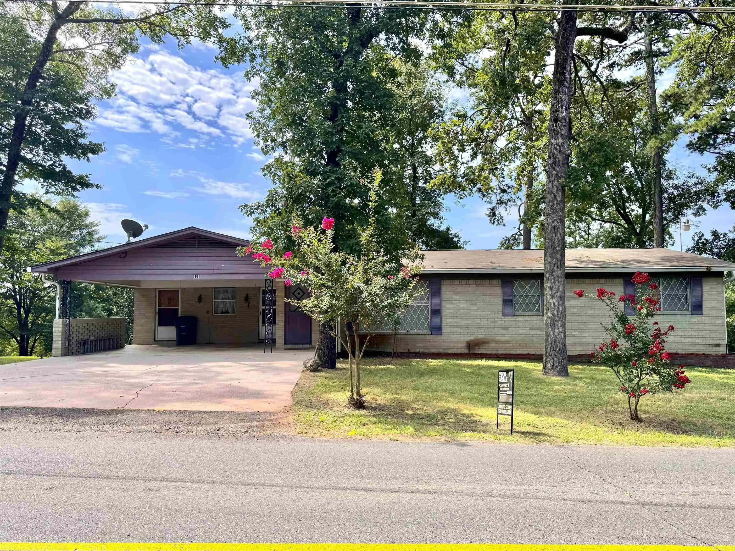 Property at 959  Twin points rd - Image 1