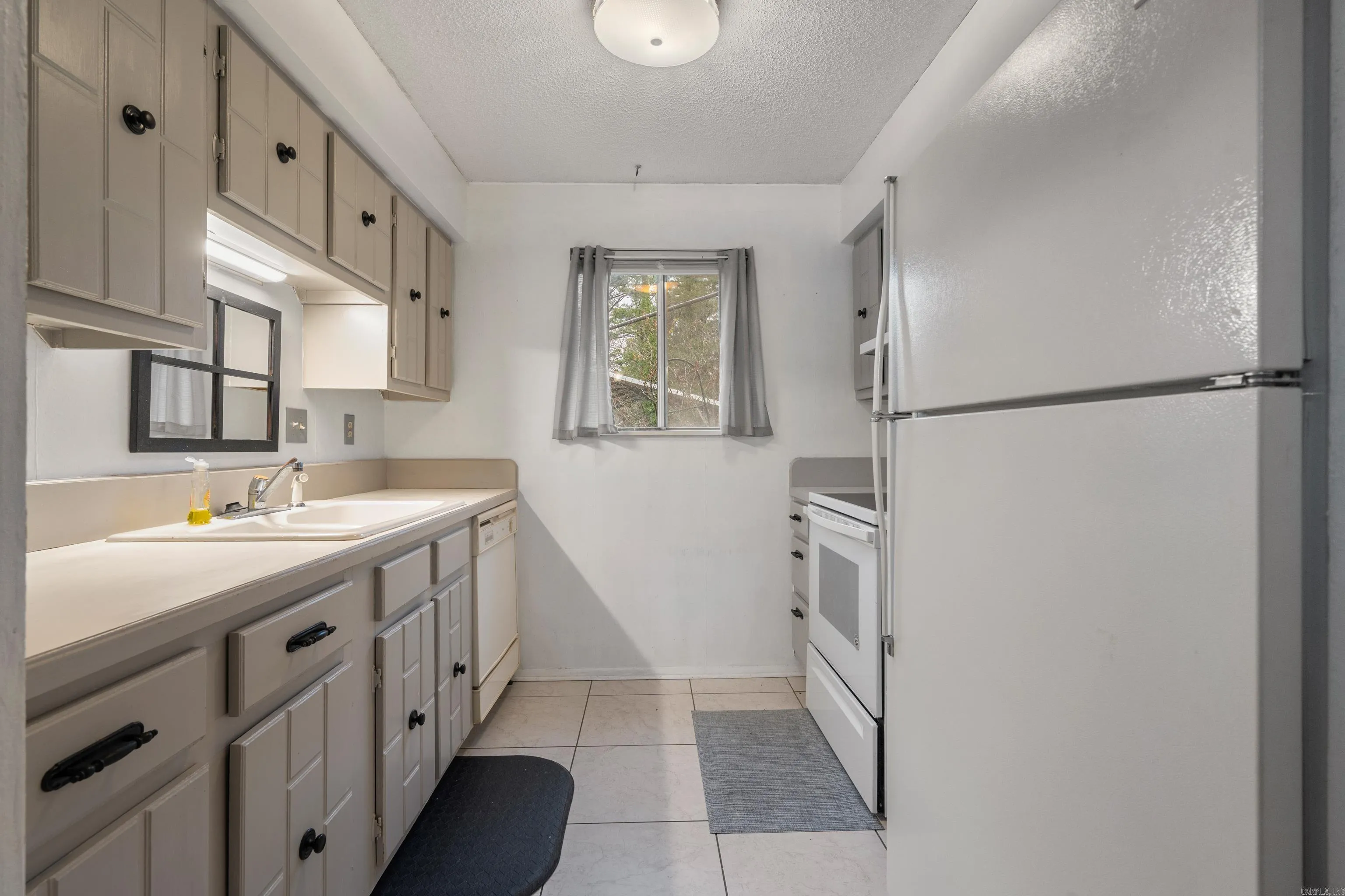 Property at 1210  Twin points - Image 12