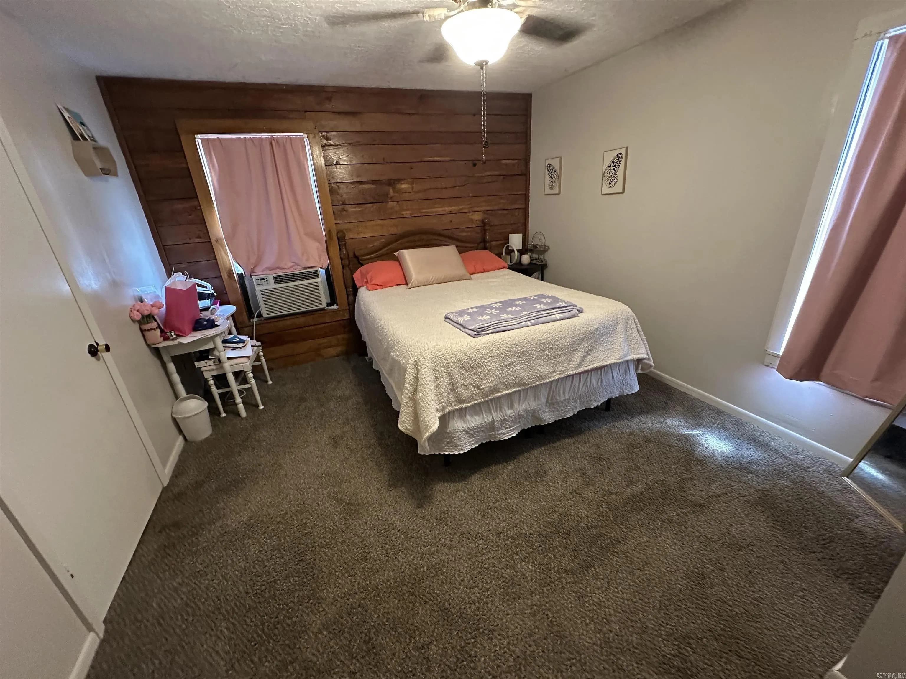 Property at 111  Mark - Image 6