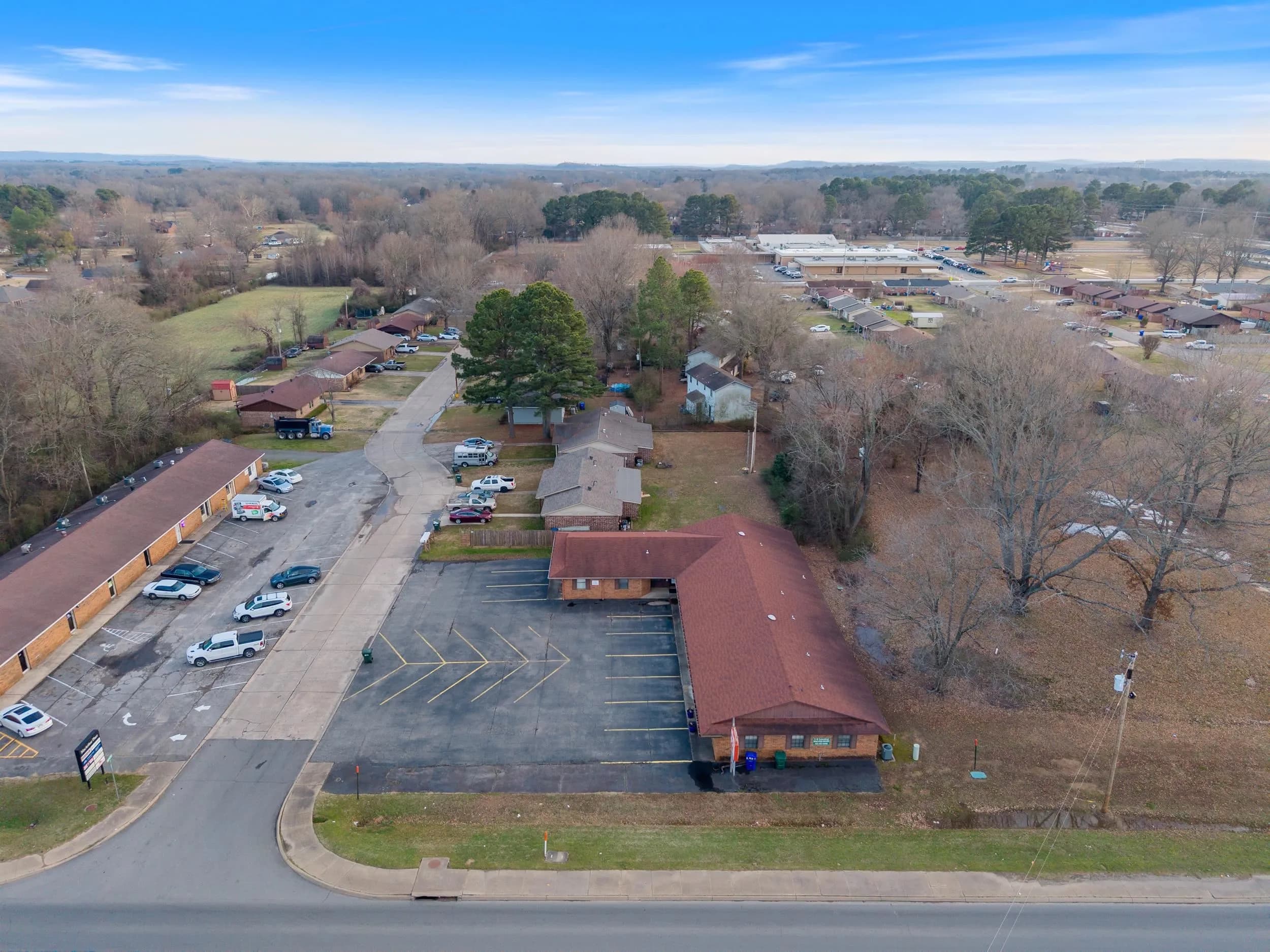 Property at 27  Macarthur - Image 11