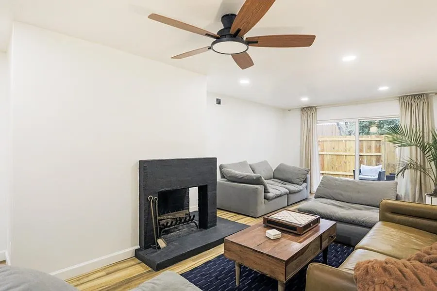 Property at 5  Wickford - Image 6