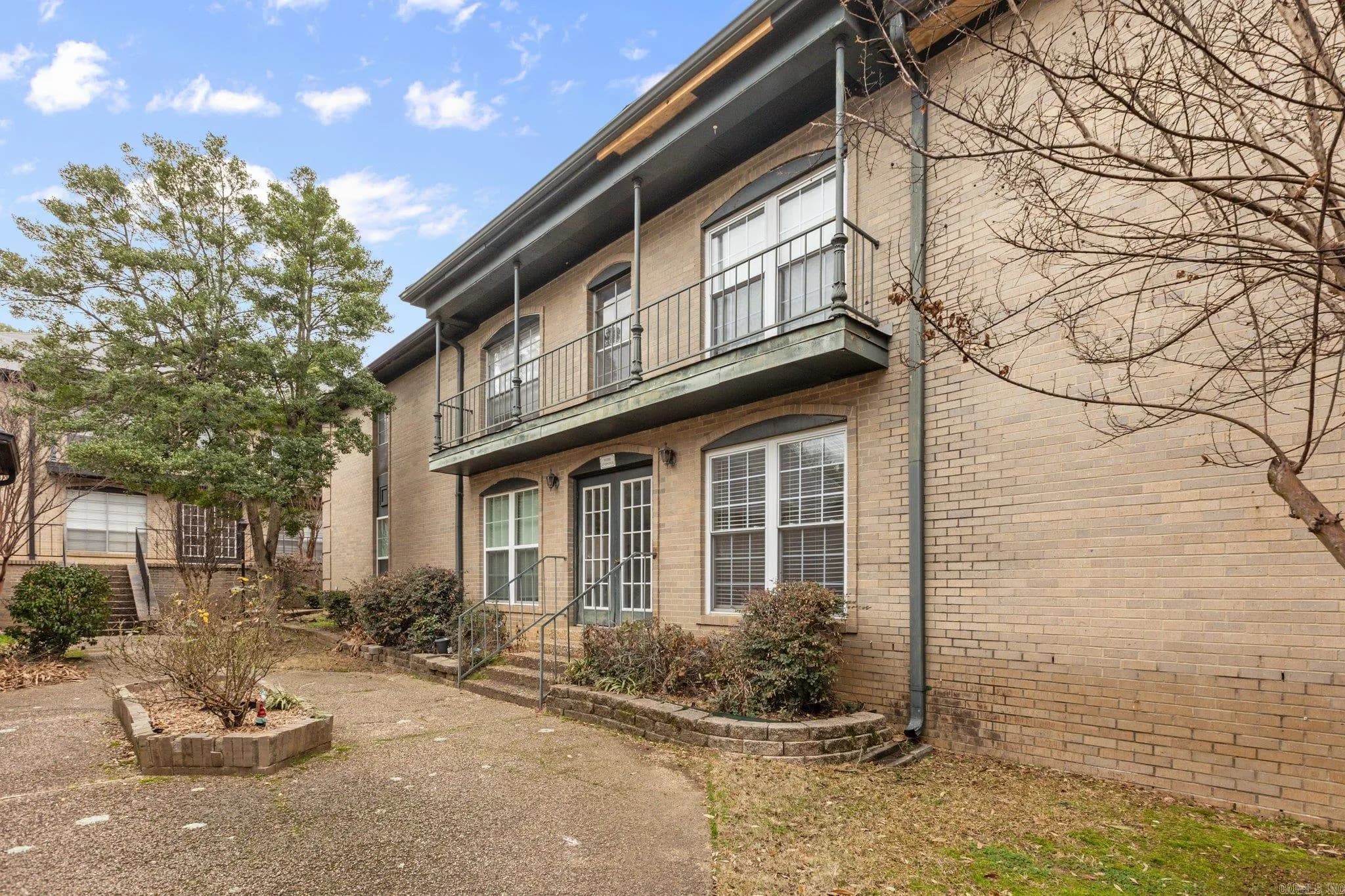 Property at 1601 N Bryant  Unit C27, C27 - Image 1
