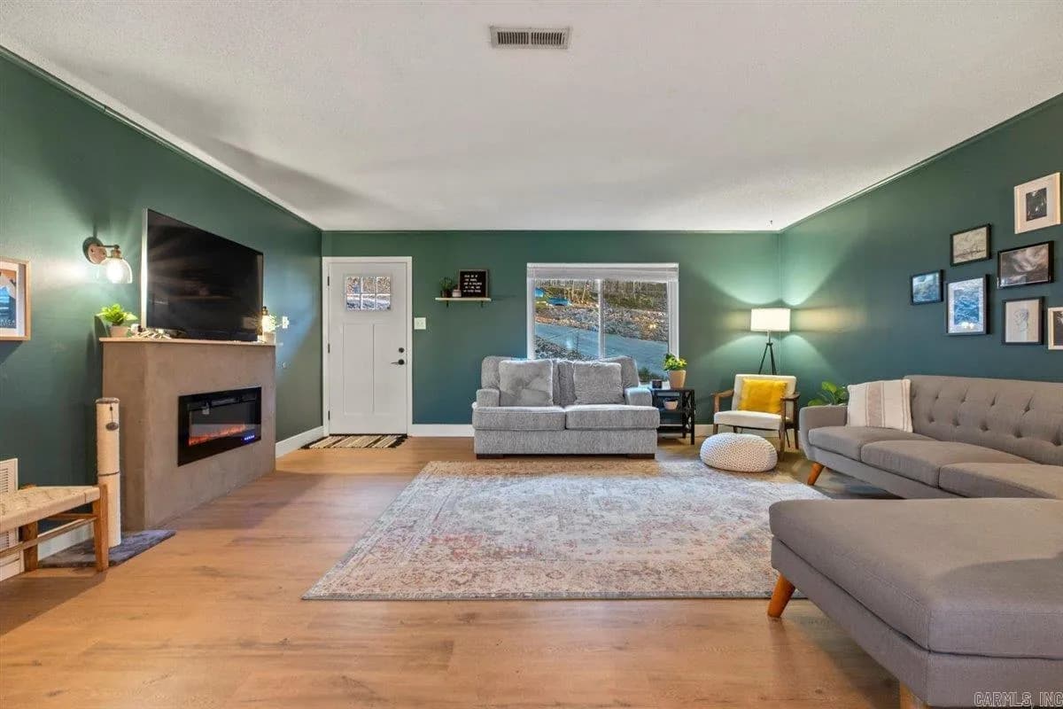 Property at 5521  Westview - Image 3
