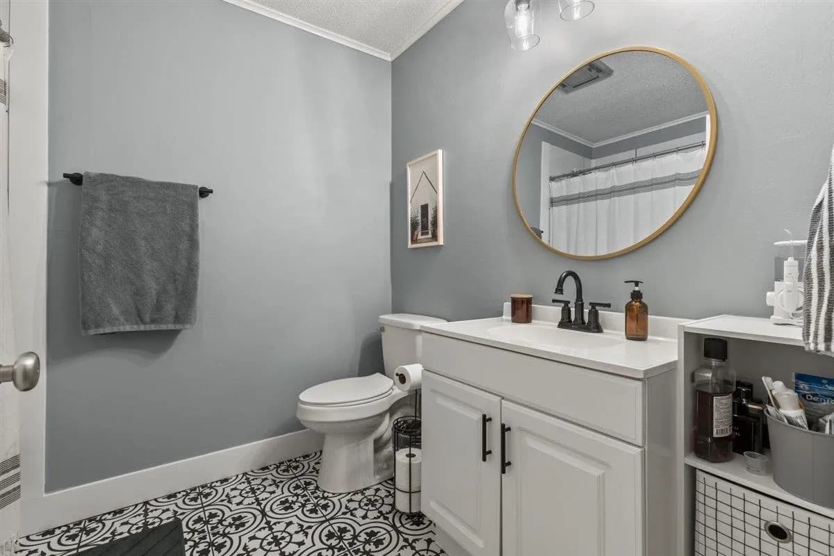 Property at 5521  Westview - Image 24