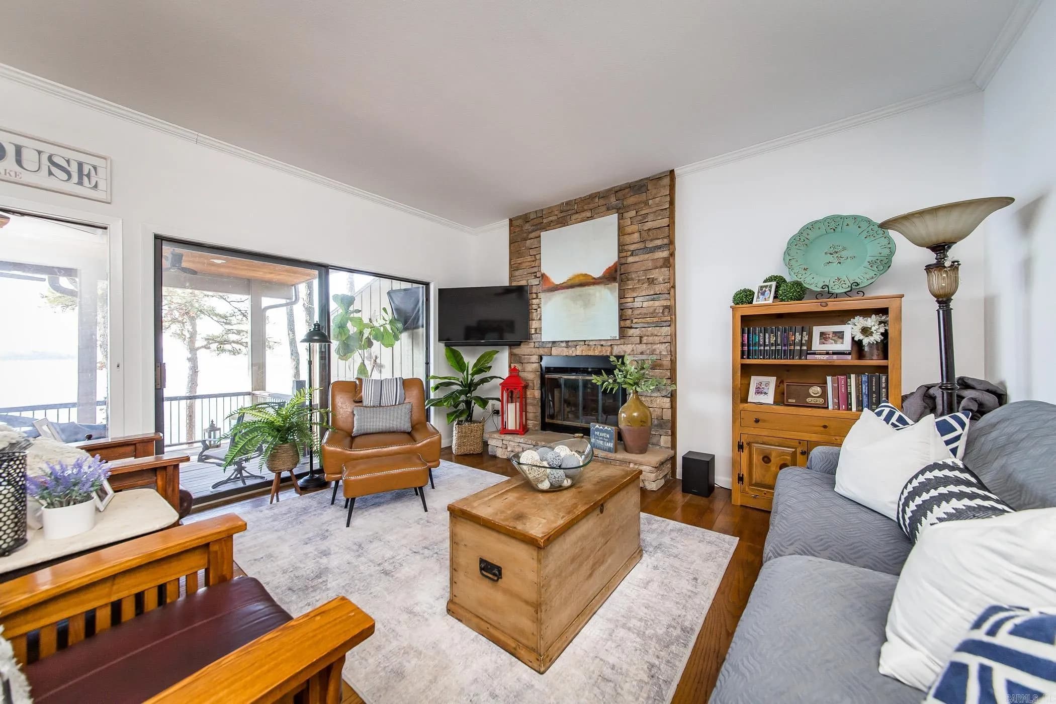 Property at 2564  Tannenbaum rd. - Image 13