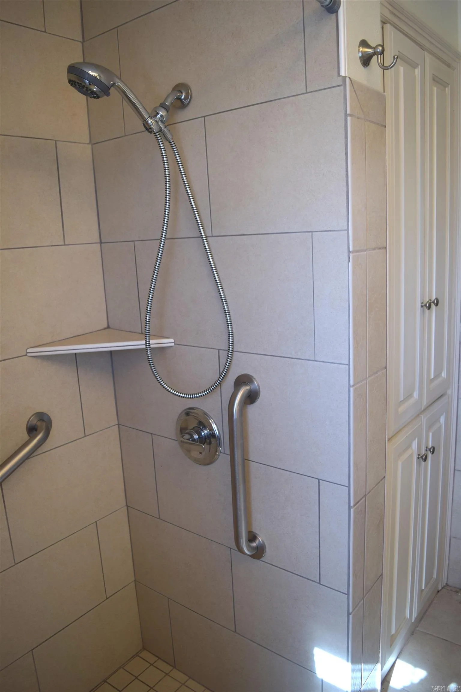 Property at 609  Braden - Image 17