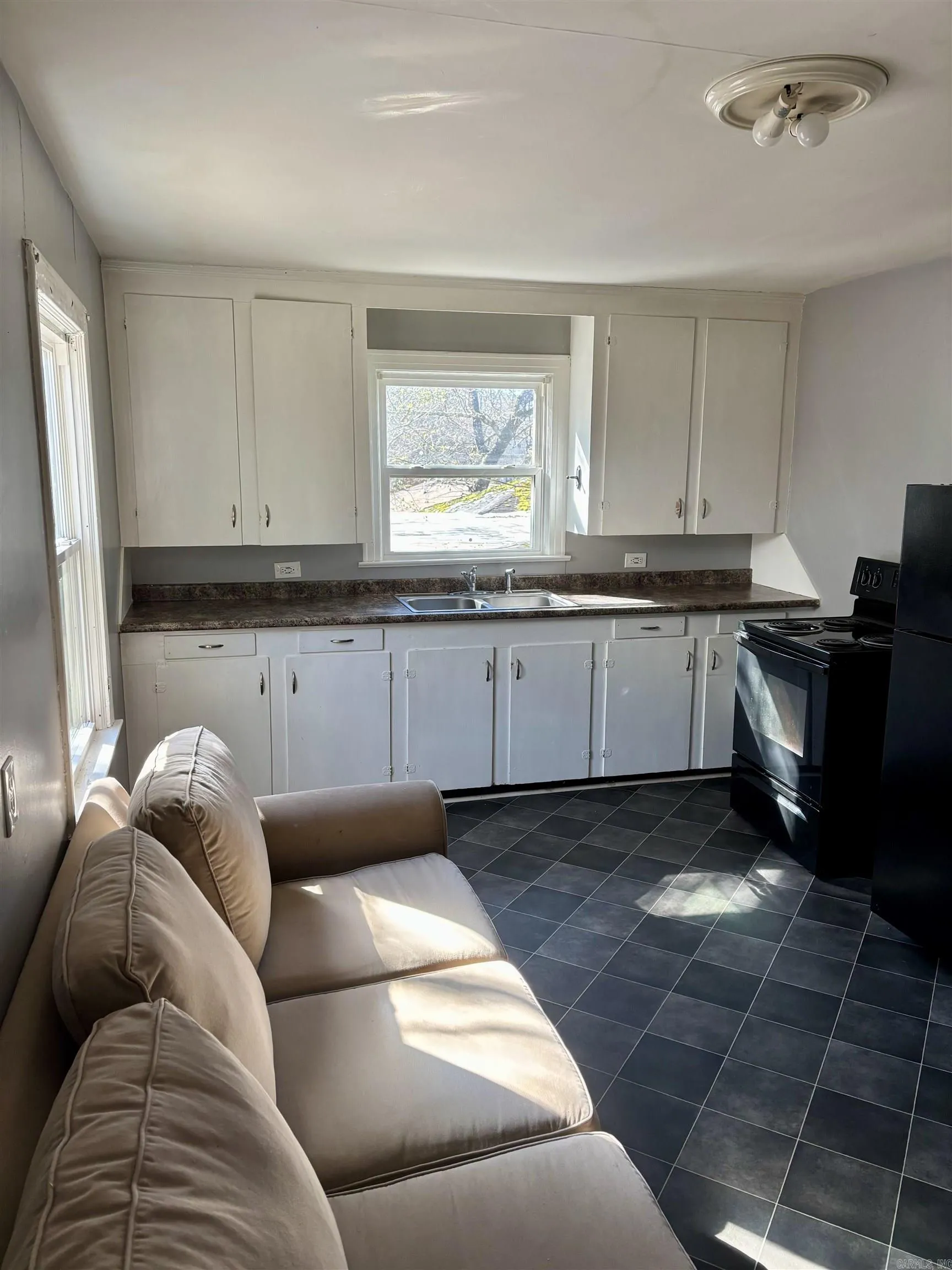Property at 2215-2217  Blackwood - Image 15