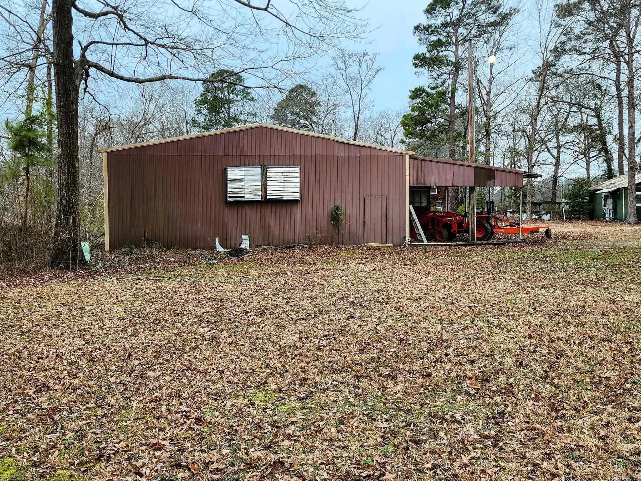 Property at 868  River bend - Image 25