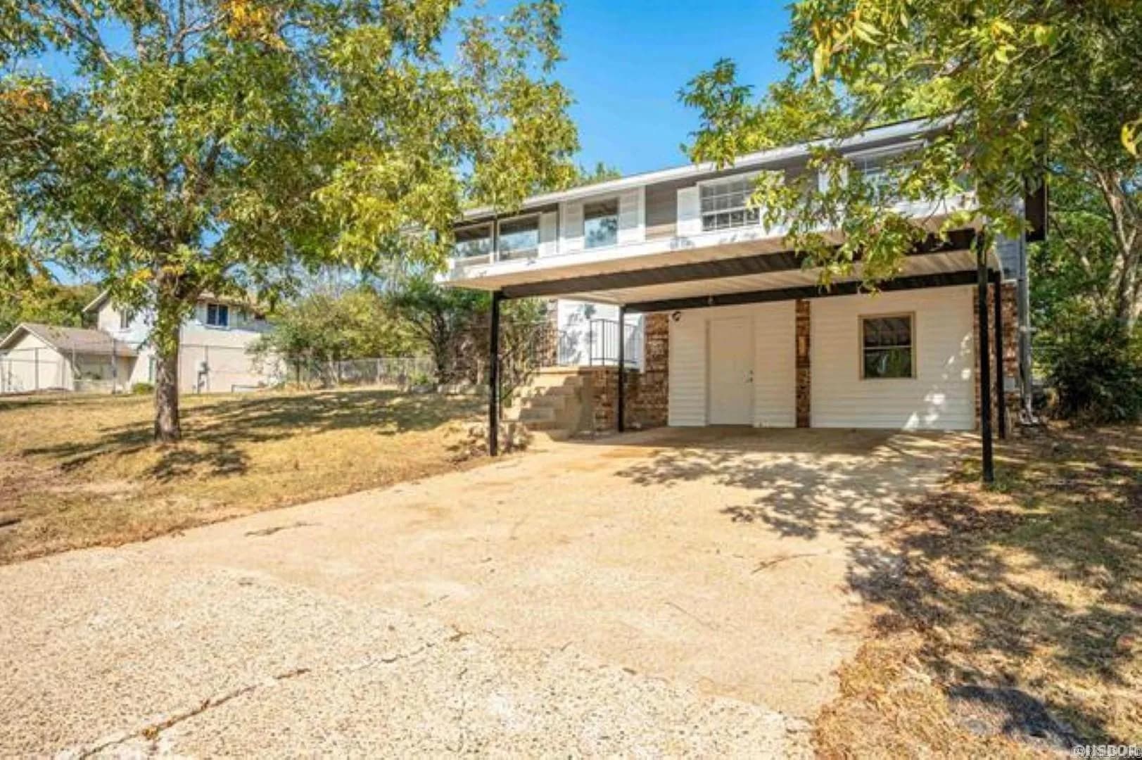 Property at 102  Brandiles - Image 3