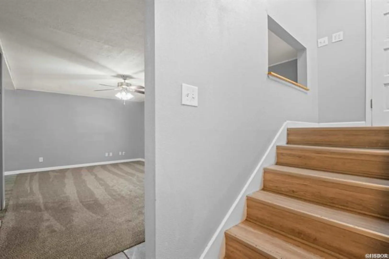 Property at 102  Brandiles - Image 20