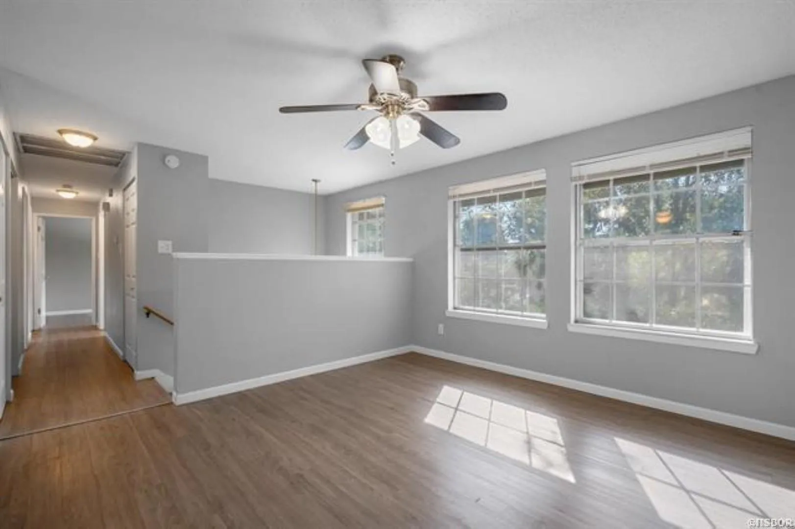 Property at 102  Brandiles - Image 26