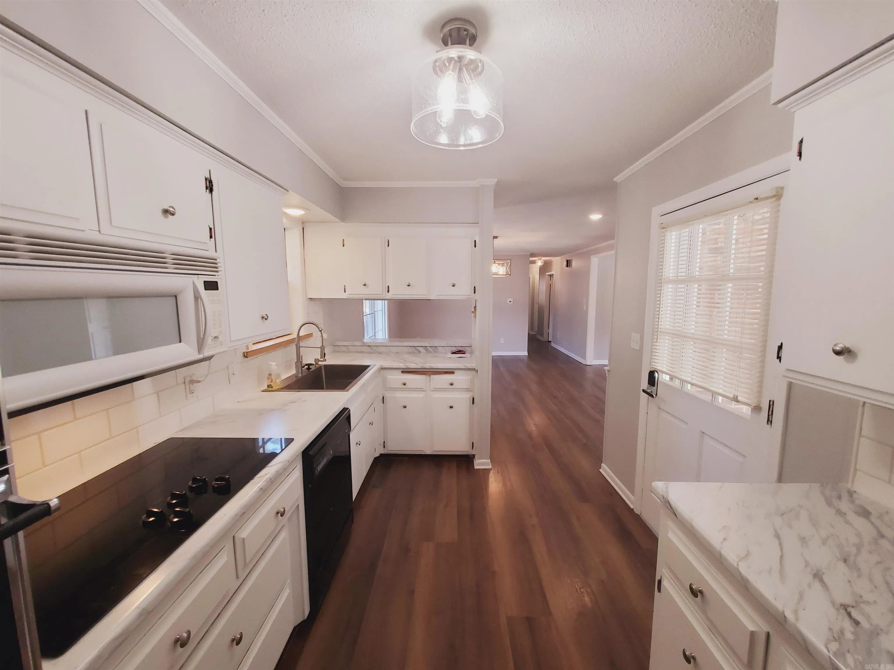 Property at 980  Homecrest - Image 28