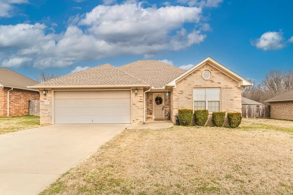 Property at 1330  Wilson - Image 1
