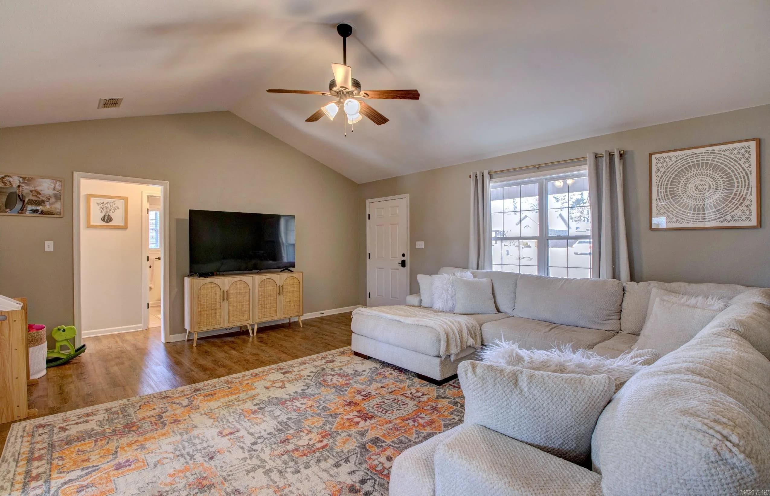 Property at 36  Robin - Image 5