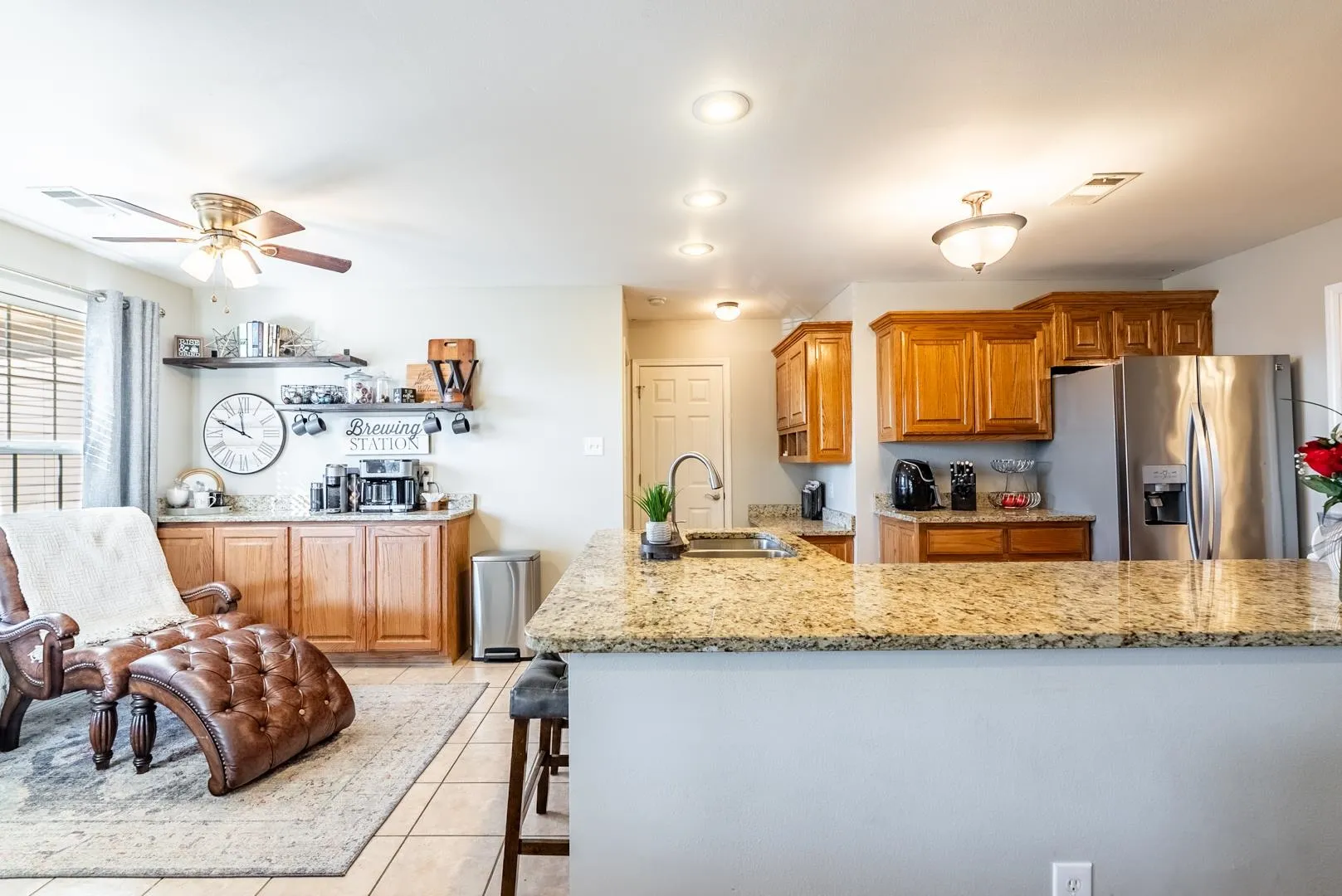 Property at 815  Elkhart - Image 7