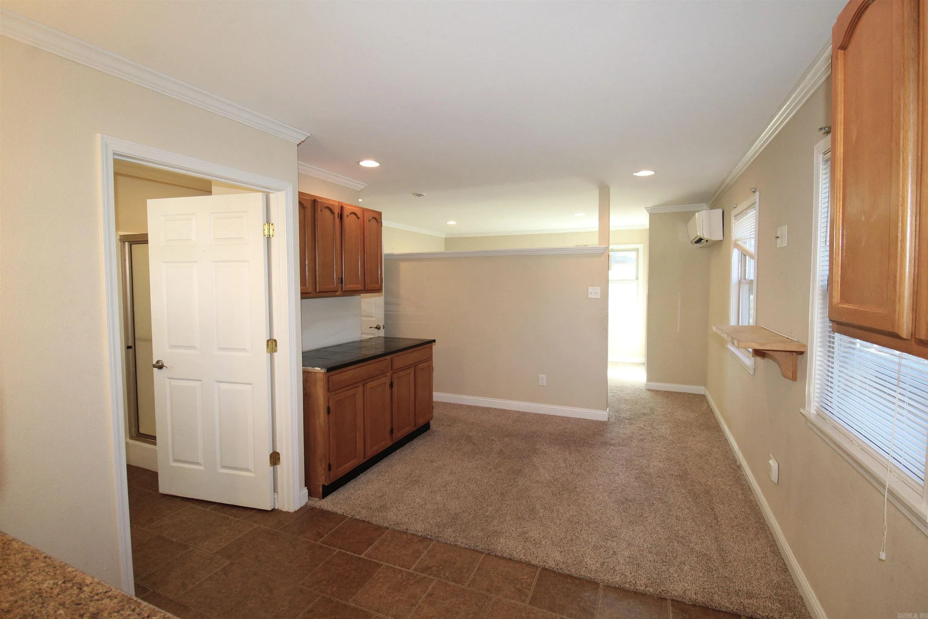 Property at 1302 W Seventh - Image 18