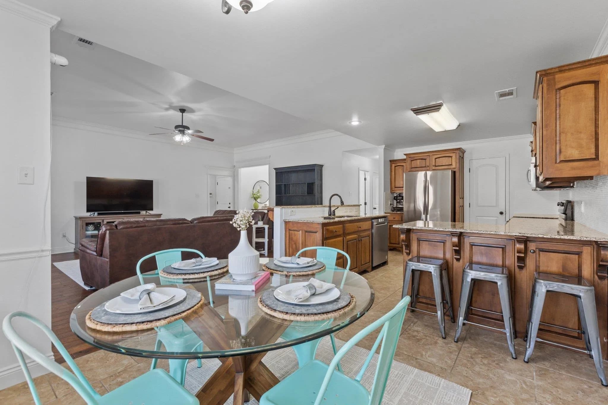 Property at 1102  Nature way - Image 13