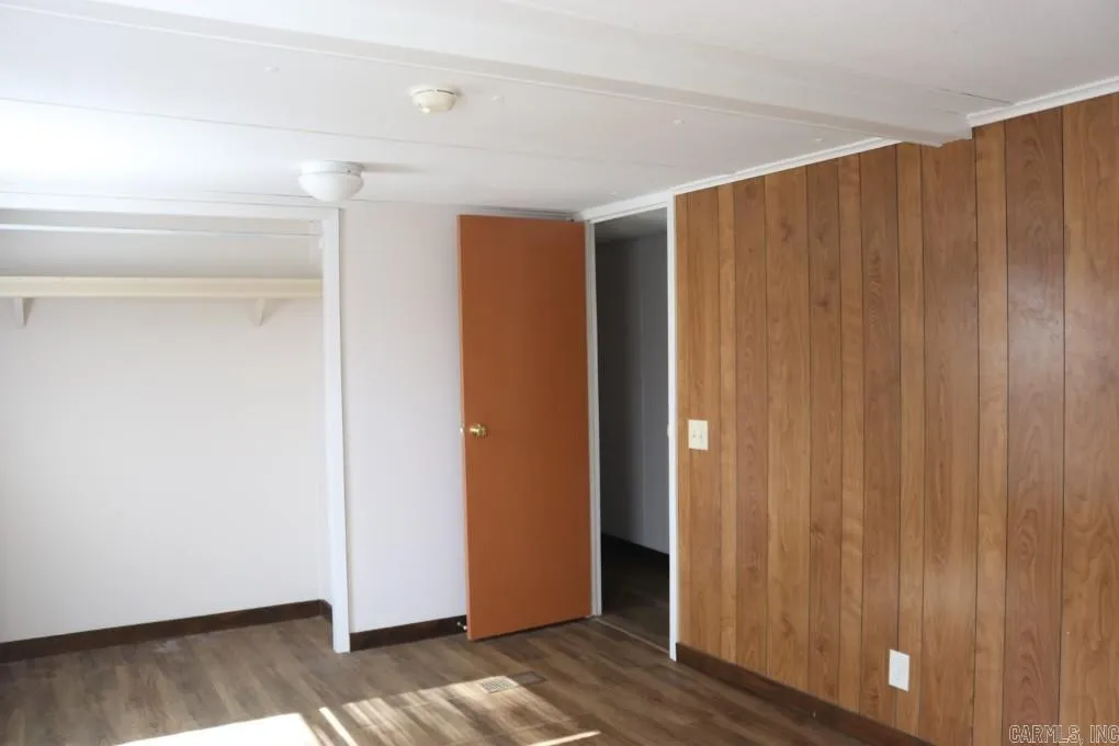 Property at 1478  Sutterfield - Image 25