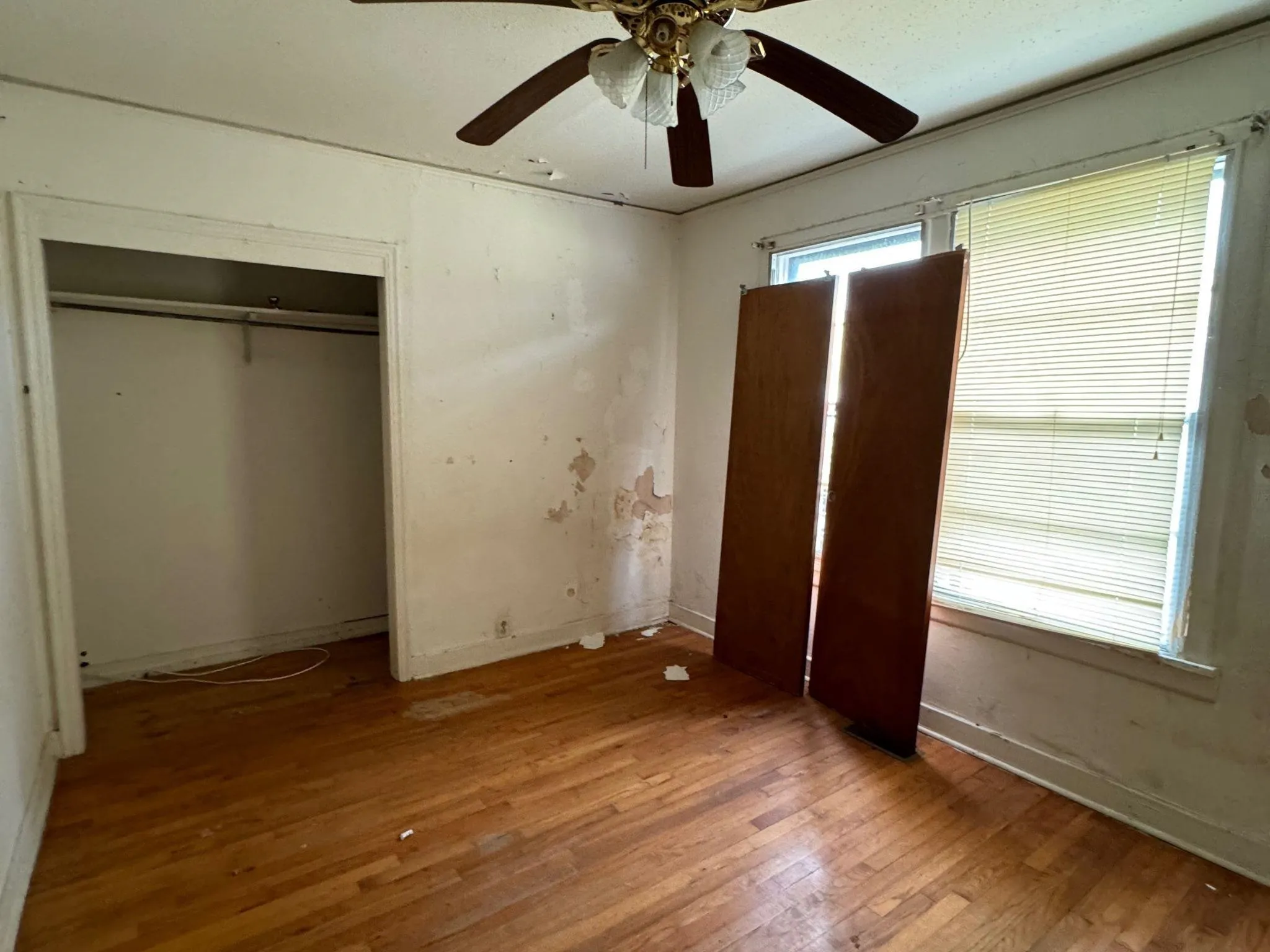 Property at 4623 W 30th st - Image 7