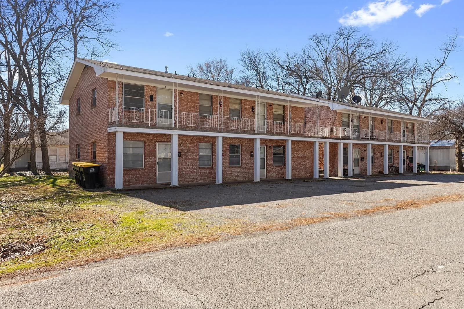Property at 318 E Purdon - Image 3