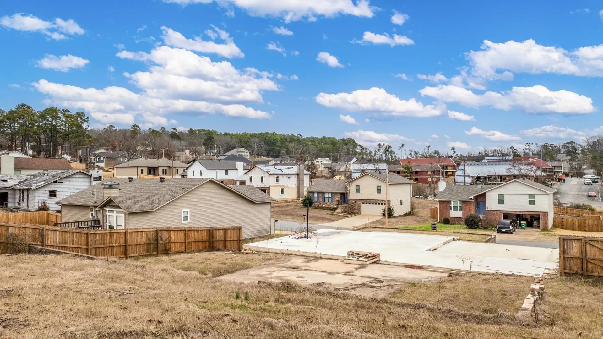 Property at 10  Ludington - Image 7