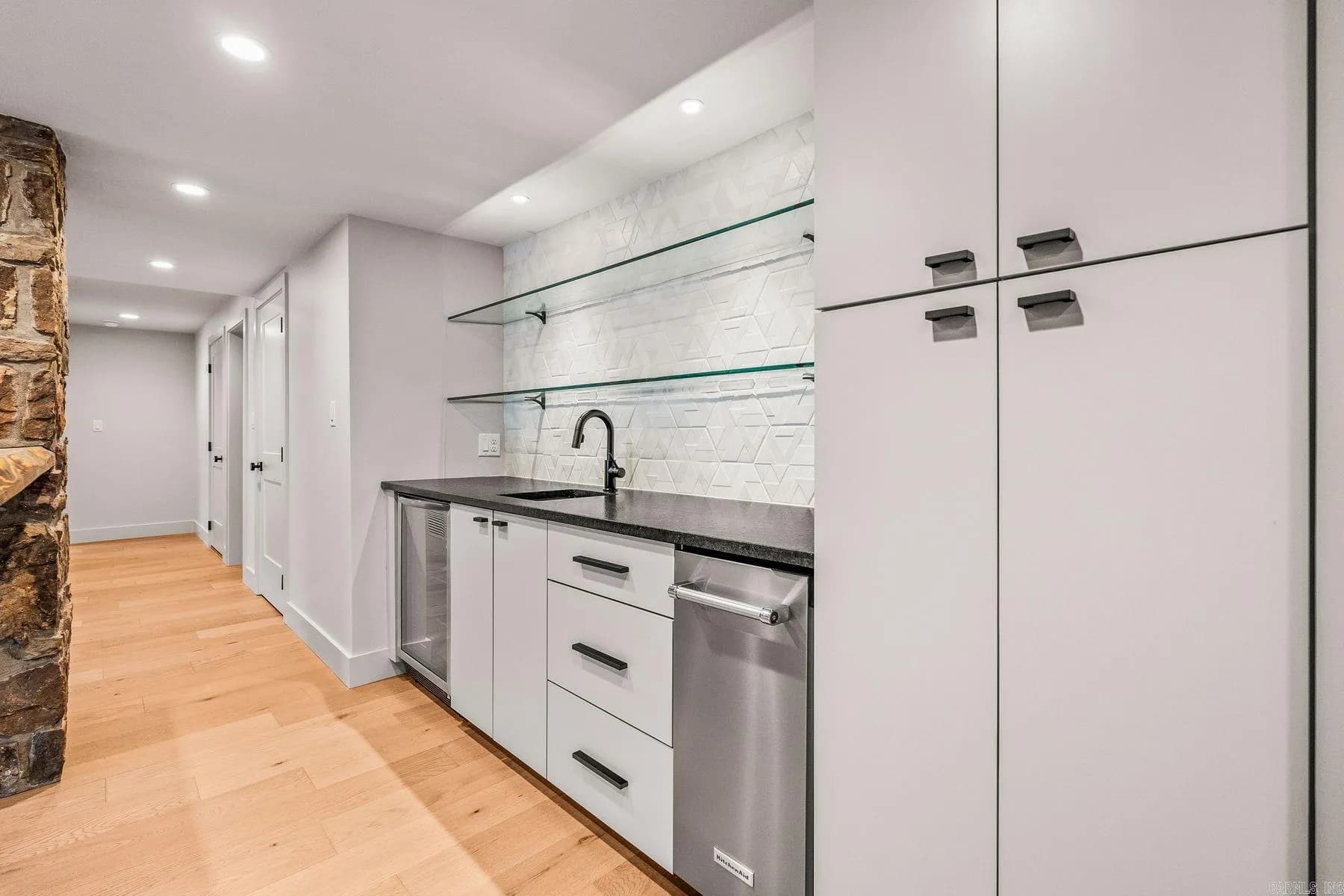 Property at 26  Kingston - Image 38