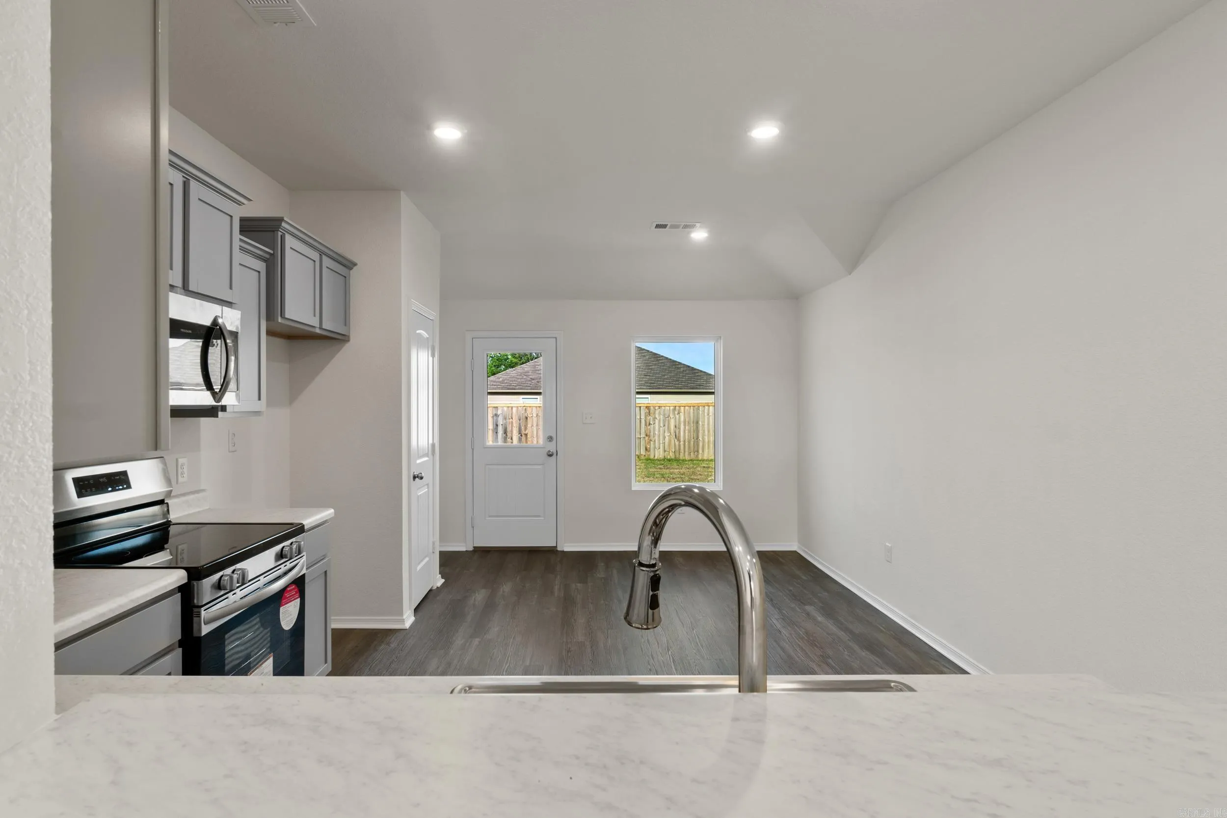 Property at 5  Hearthstone  Lot 80 - Image 11