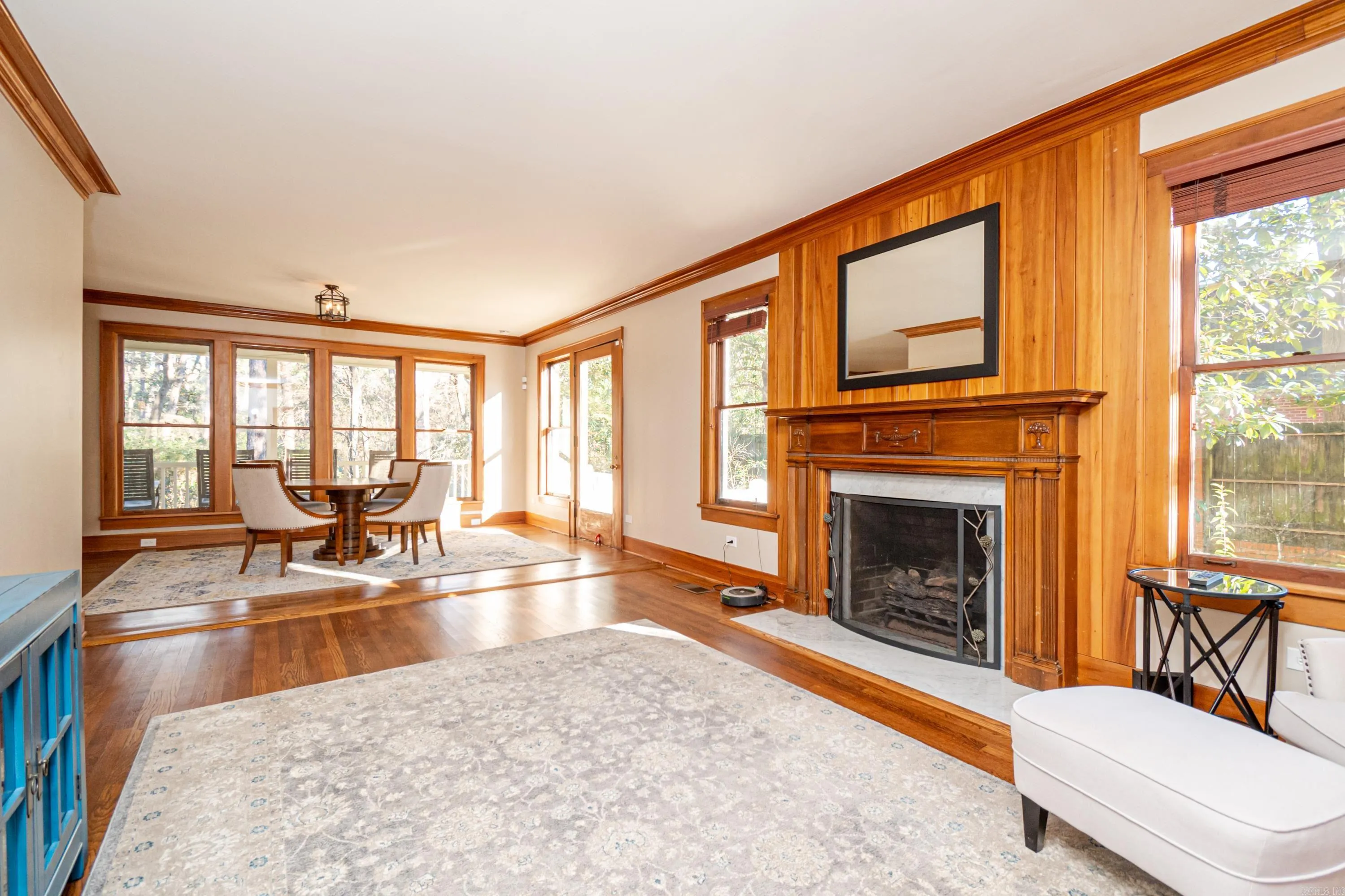 Property at 1627 N Madison - Image 9