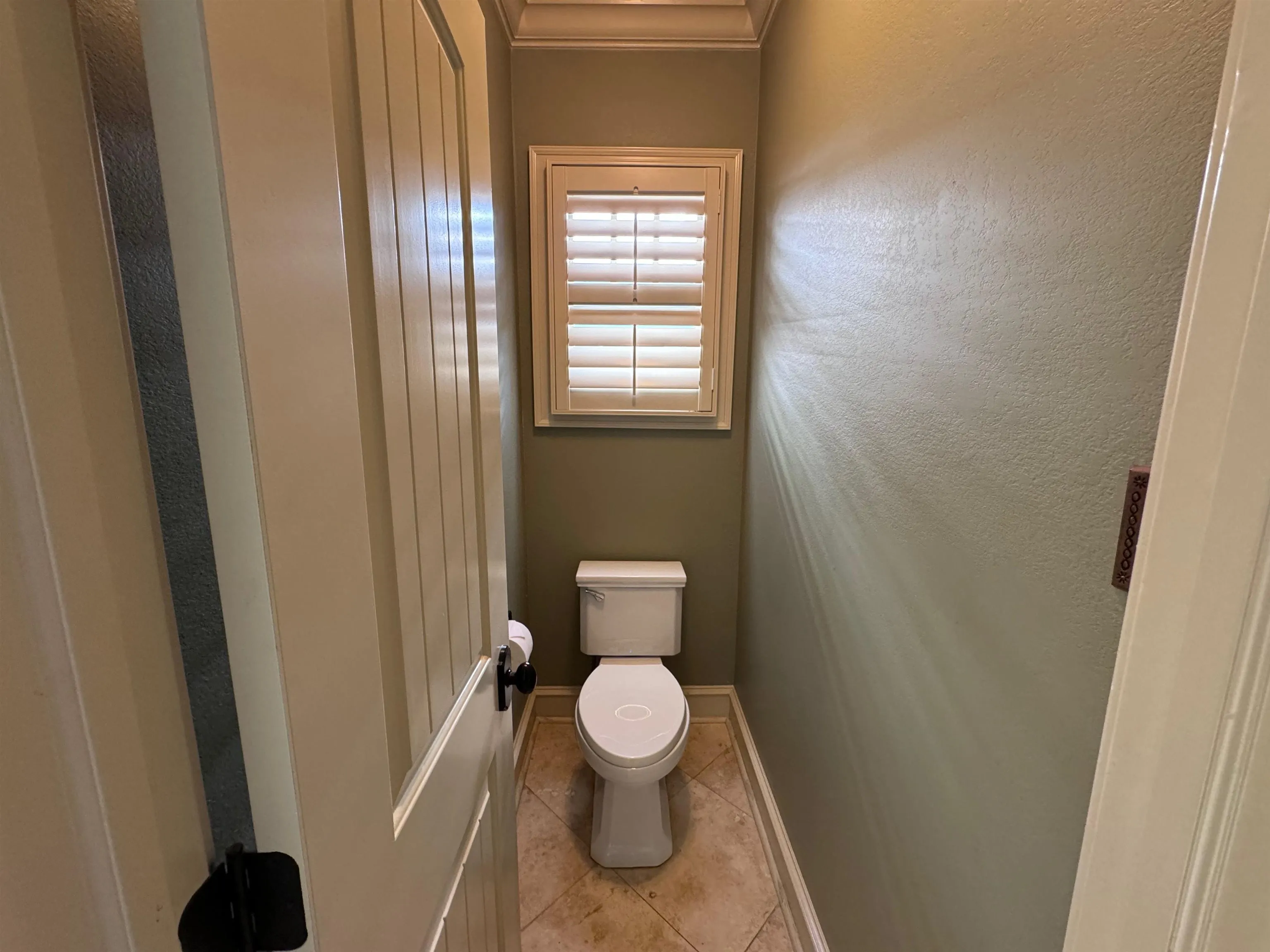 Property at 1917 N Tyler - Image 23