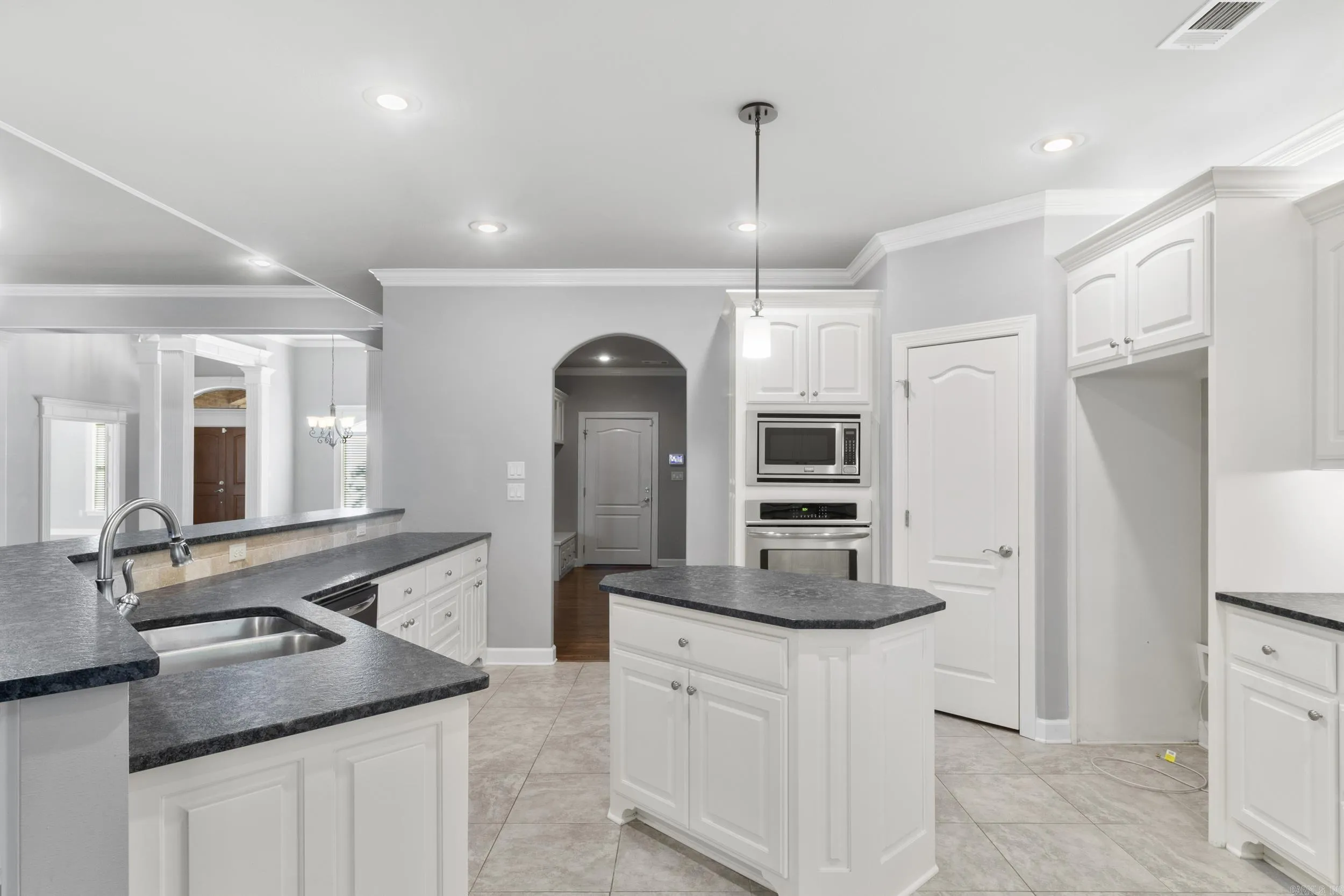Property at 508  Miramar - Image 7