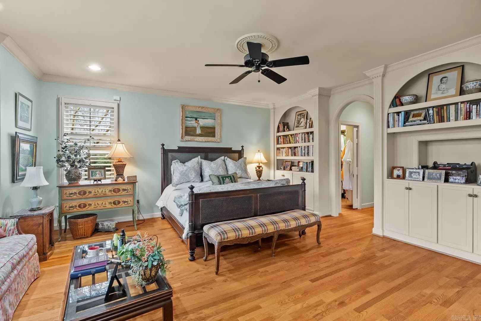Property at 1811  River heights - Image 24
