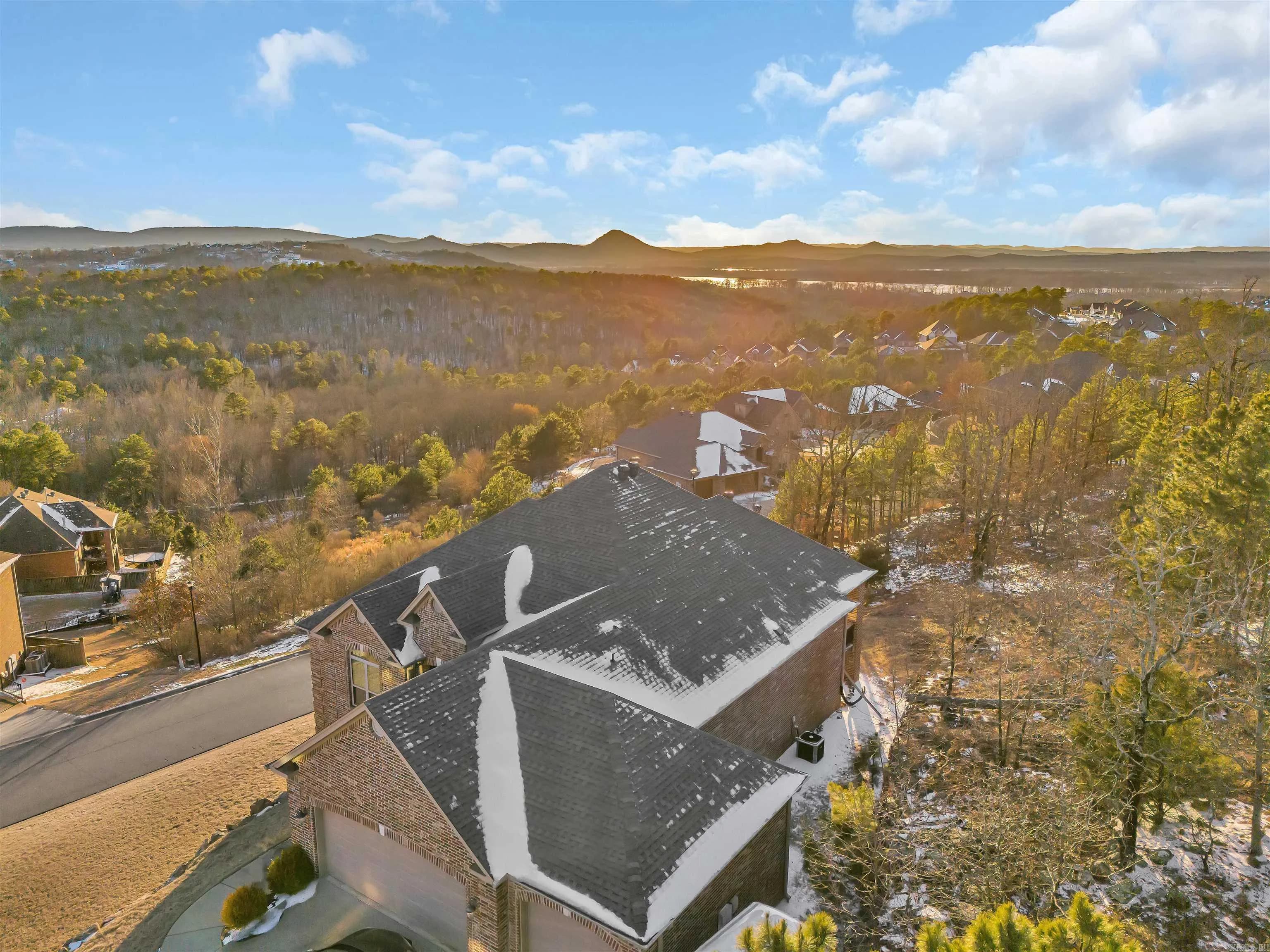 Property at 118  Crestview dr - Image 3
