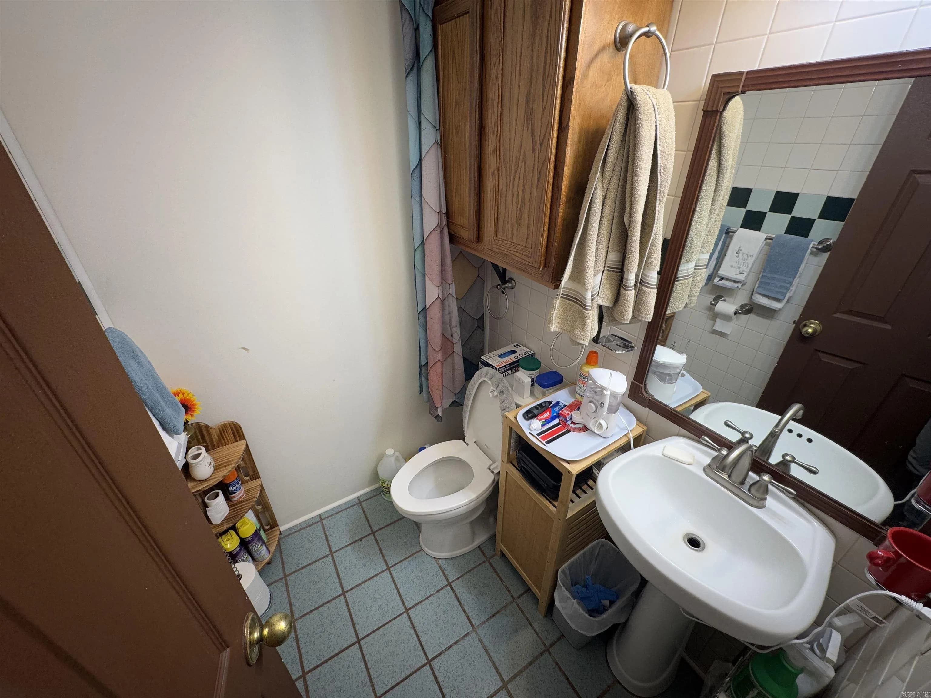 Property at 22  Jay - Image 16