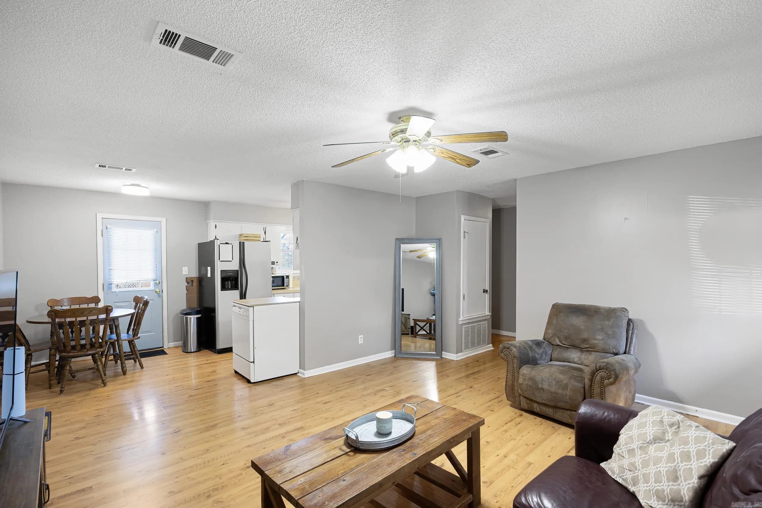 Property at 302 NW 17th - Image 6