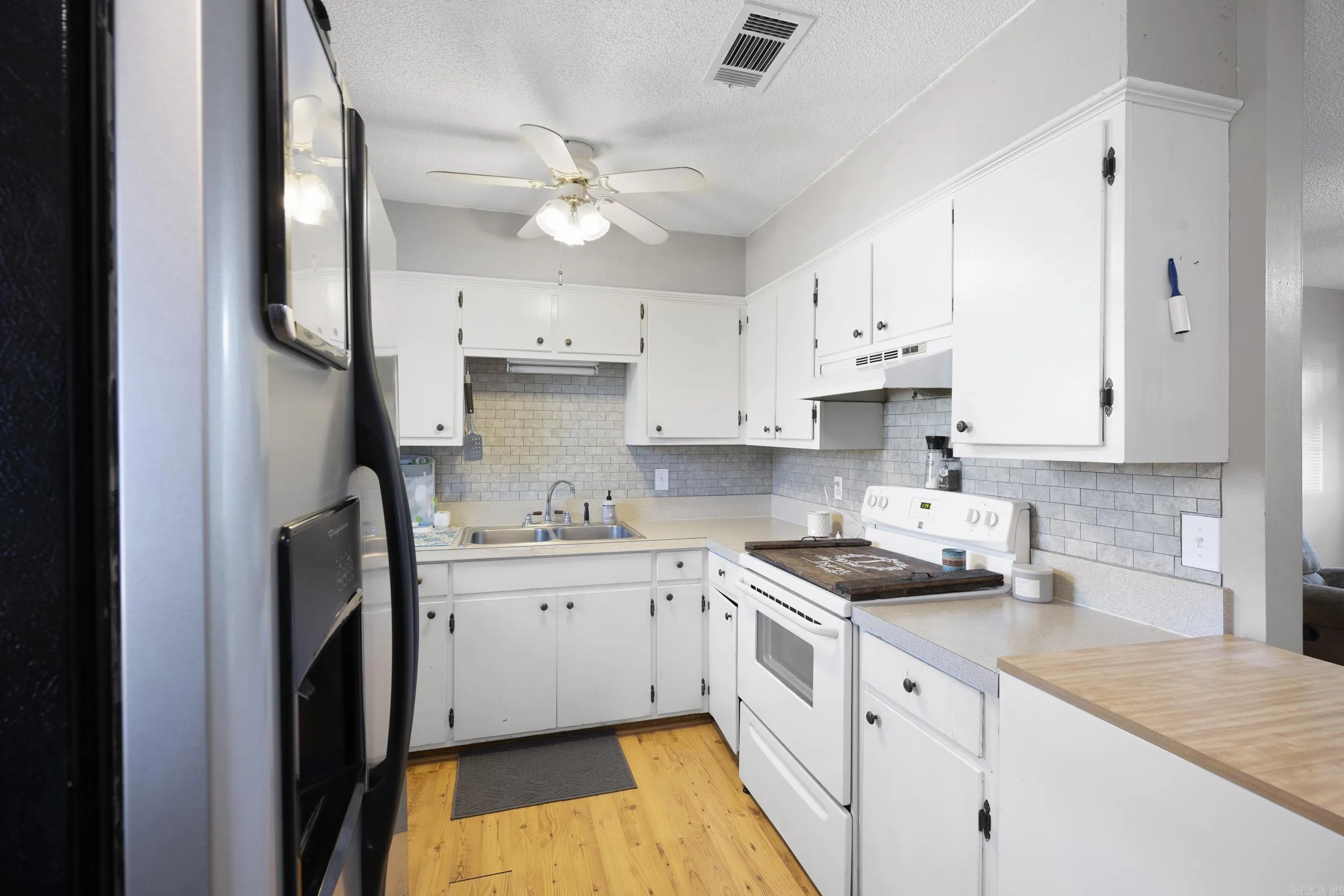 Property at 302 NW 17th - Image 10