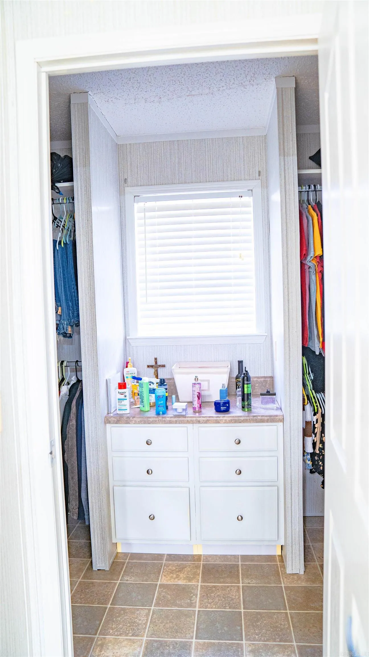 Property at 12143  Hood - Image 23