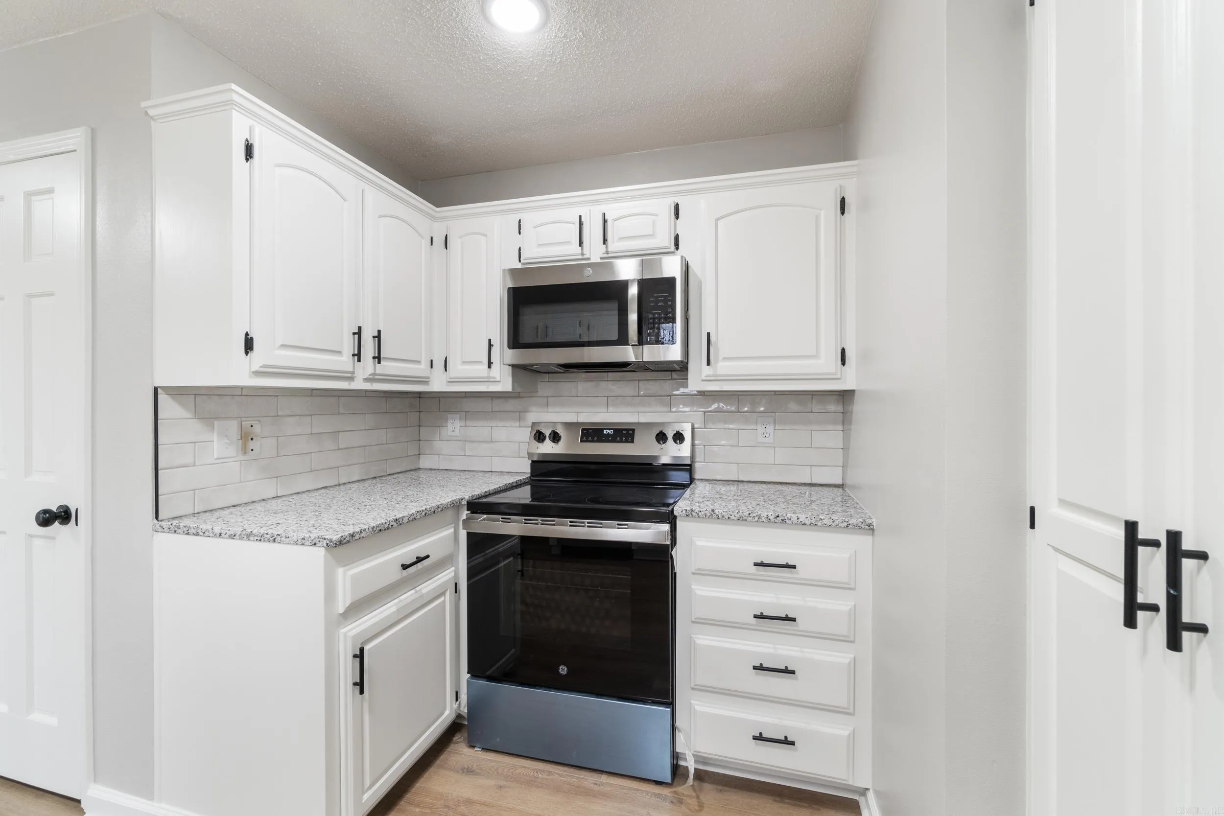 Property at 7905  Springhill - Image 12